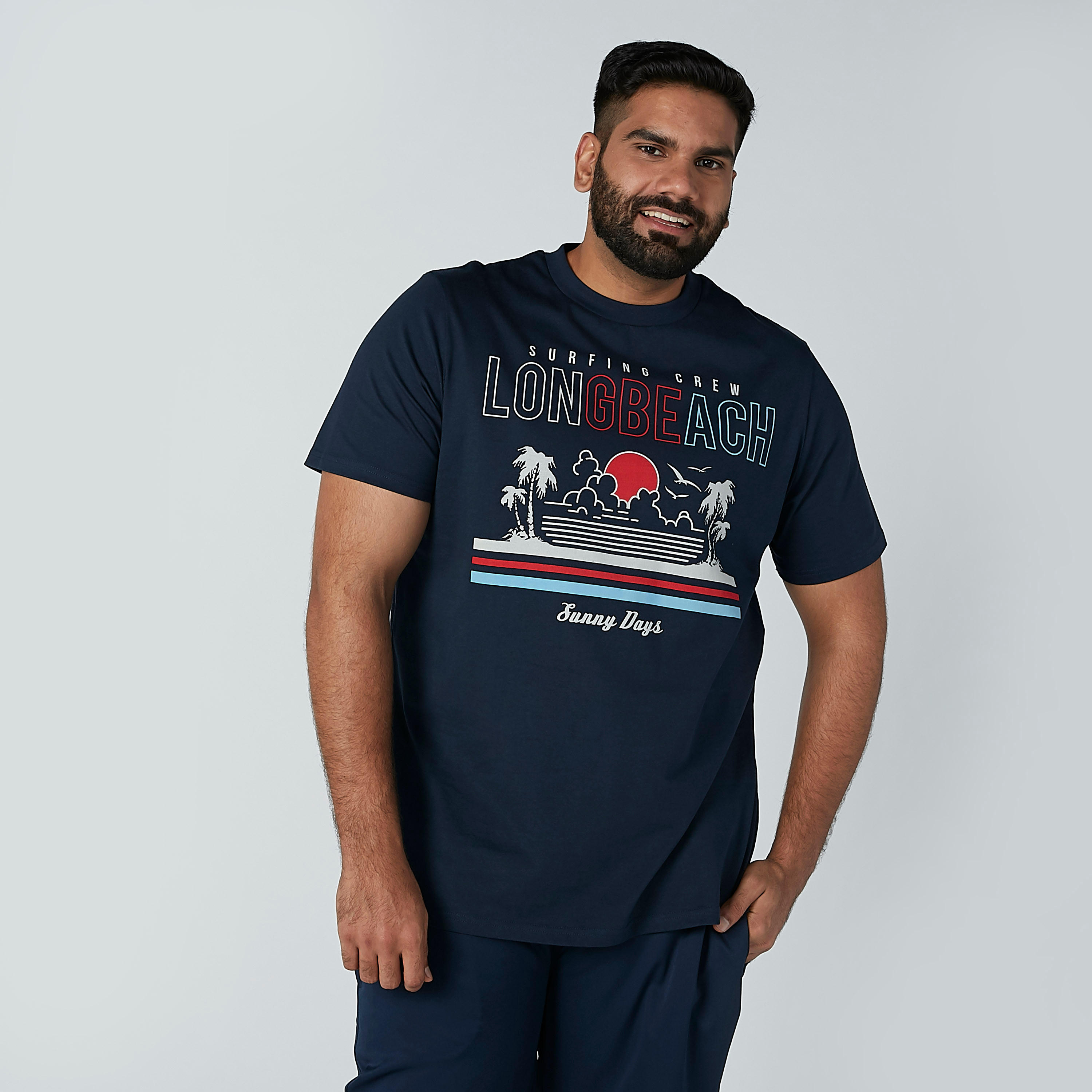 تيشيرت بياقة مستديرة وأكمام قصيرة وطبعات-men-clothing-tshirtsandpolos-tshirts-image-3
