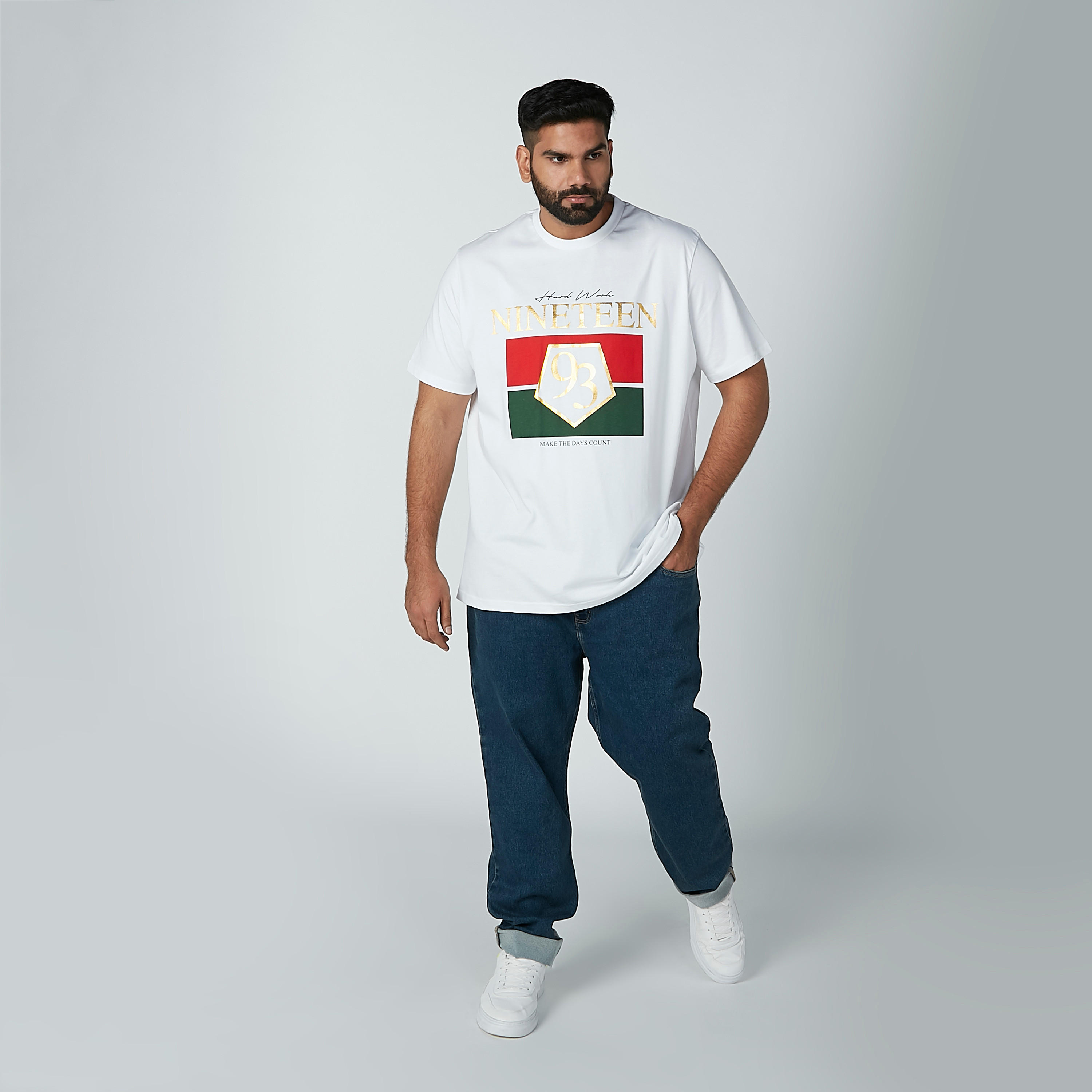 بنطال جينز سادة بجيوب-men-clothing-bottoms-jeans-image-2
