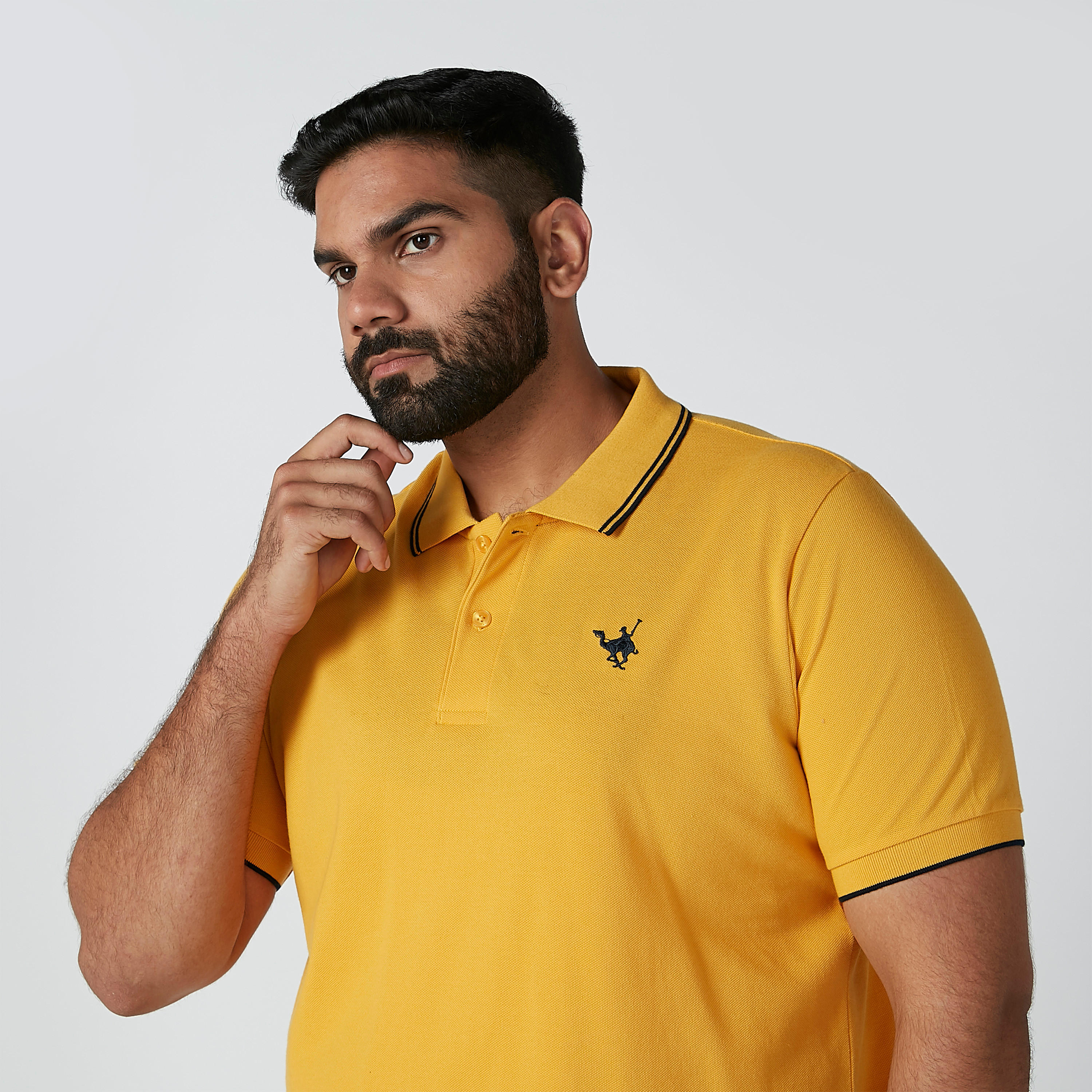 تيشيرت مطرّز بياقة بولو وأكمام قصيرة-men-clothing-tshirtsandpolos-polos-image-1