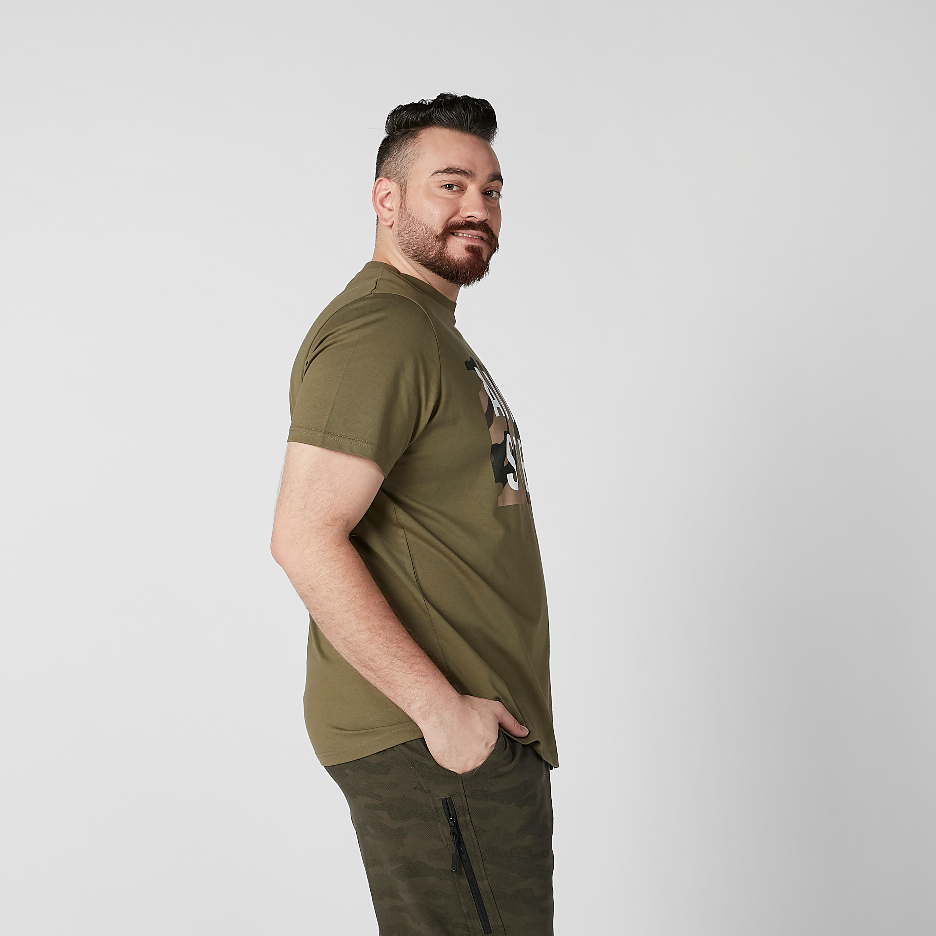 تيشيرت بياقة مستديرة وأكمام قصيرة وطبعات-men-clothing-tshirtsandpolos-tshirts-image-3