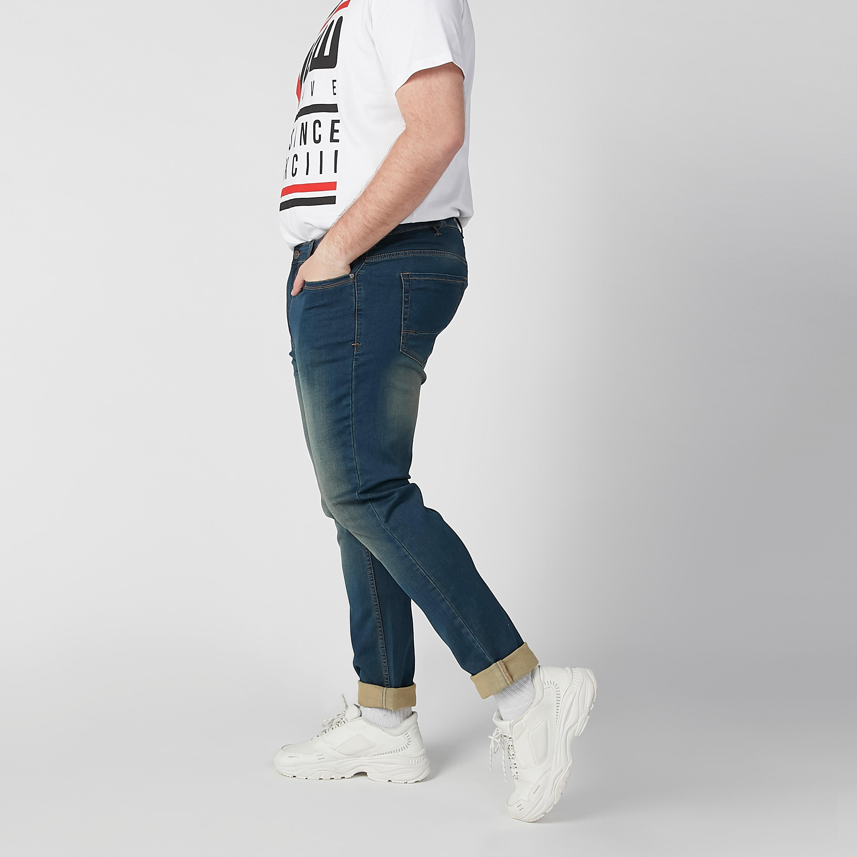 بنطلون مستدام جينز سادة بخصر متوسط الارتفاع وجيوب-men-clothing-bottoms-jeans-image-3