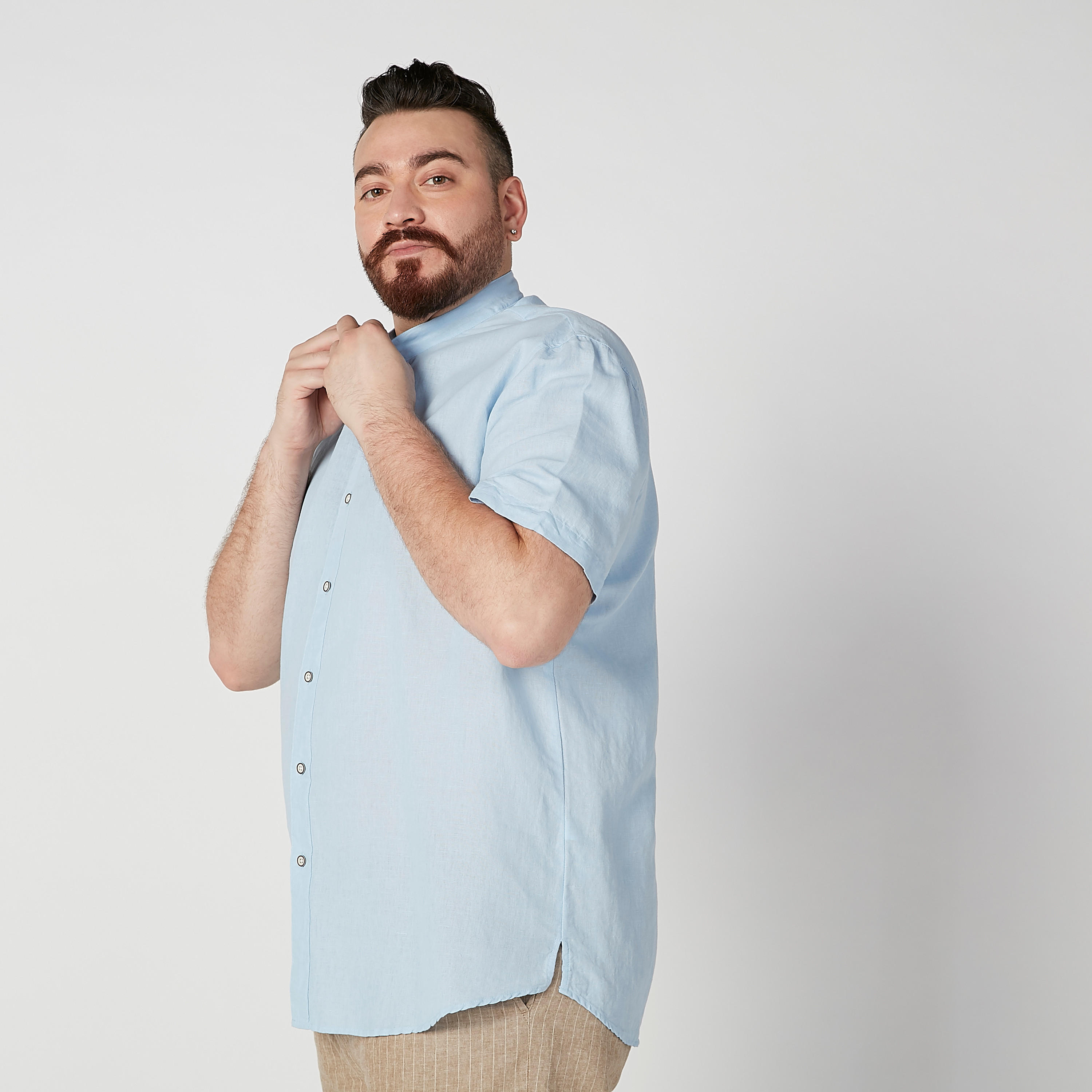 Plain Shirt with Mandarin Collar and Short Sleeves-men-clothing-shirts-image-1