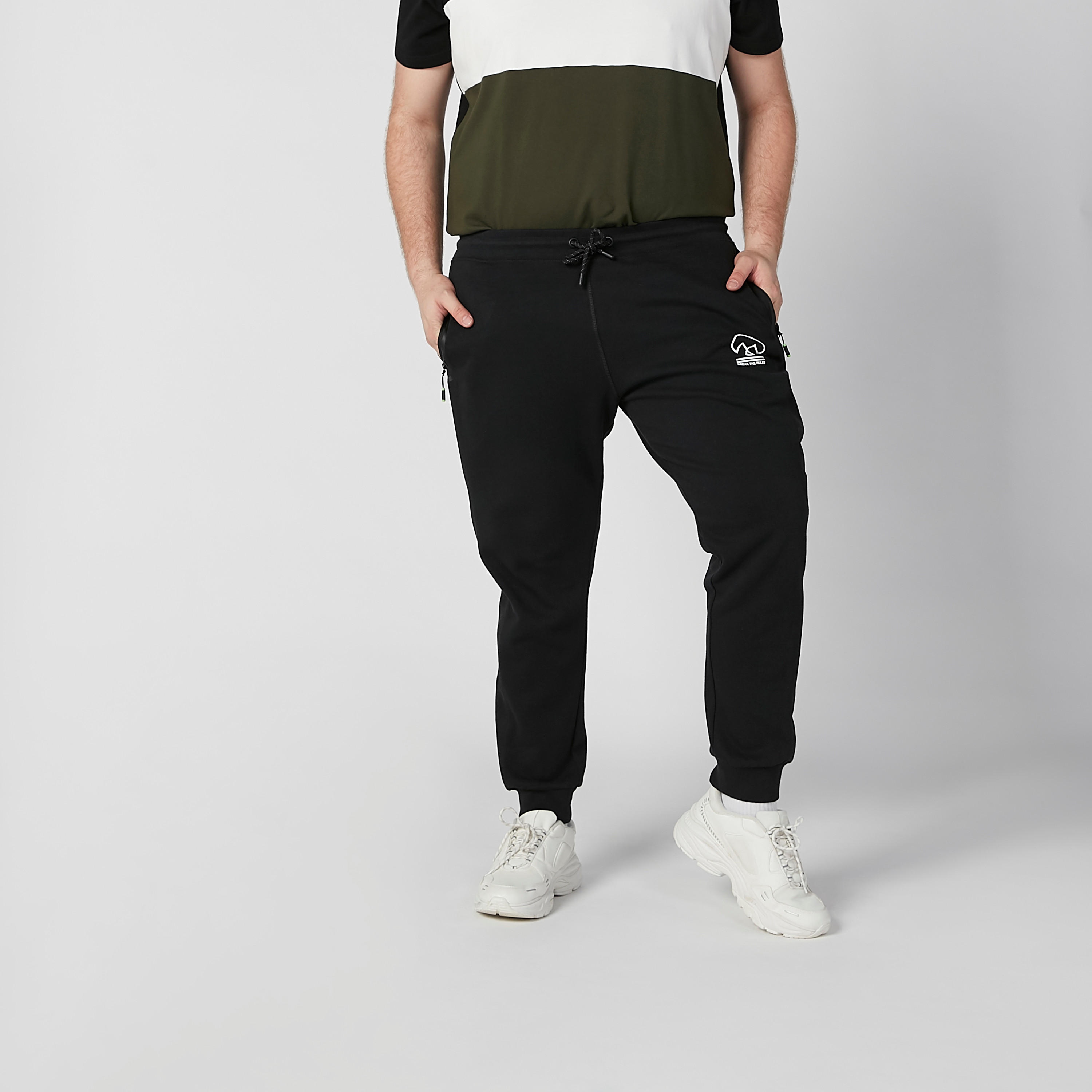 بنطلون رياضي سادة بخصر مطّاطي وجيوب-men-clothing-bottoms-joggers-image-4