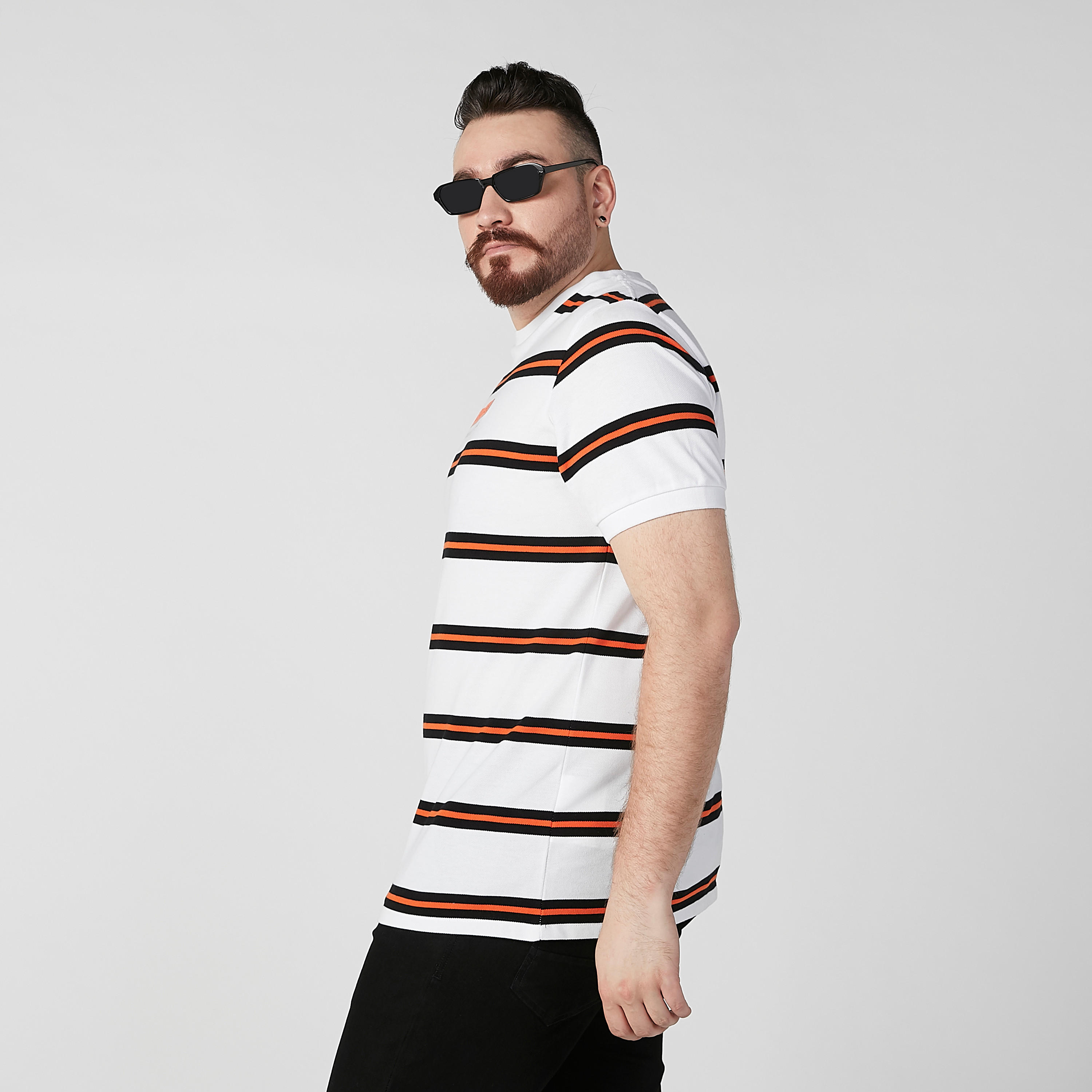 تيشيرت مستدام بياقة ضيّقة وأكمام قصيرة وطبعات-men-clothing-tshirtsandpolos-tshirts-image-1