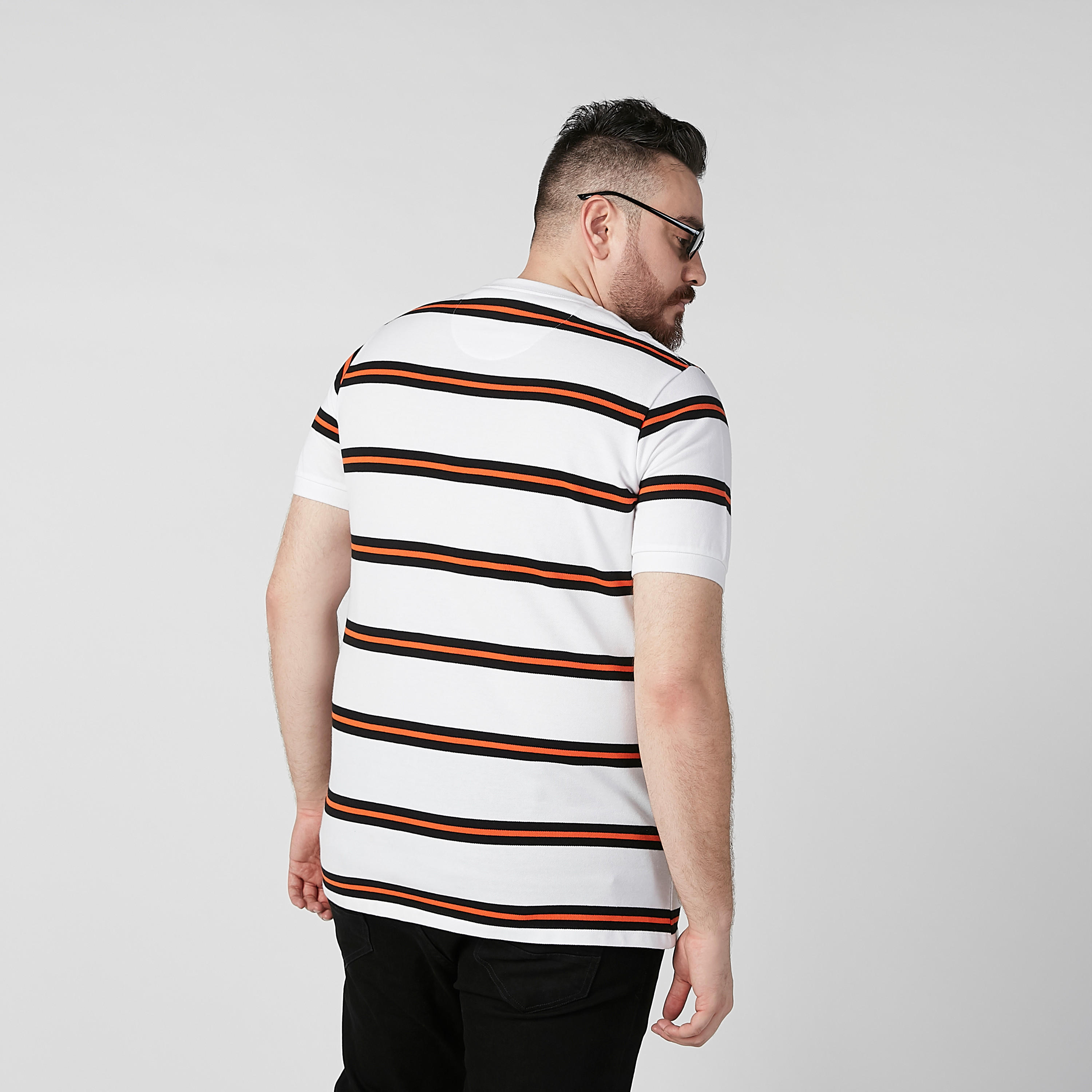 تيشيرت مستدام بياقة ضيّقة وأكمام قصيرة وطبعات-men-clothing-tshirtsandpolos-tshirts-image-4