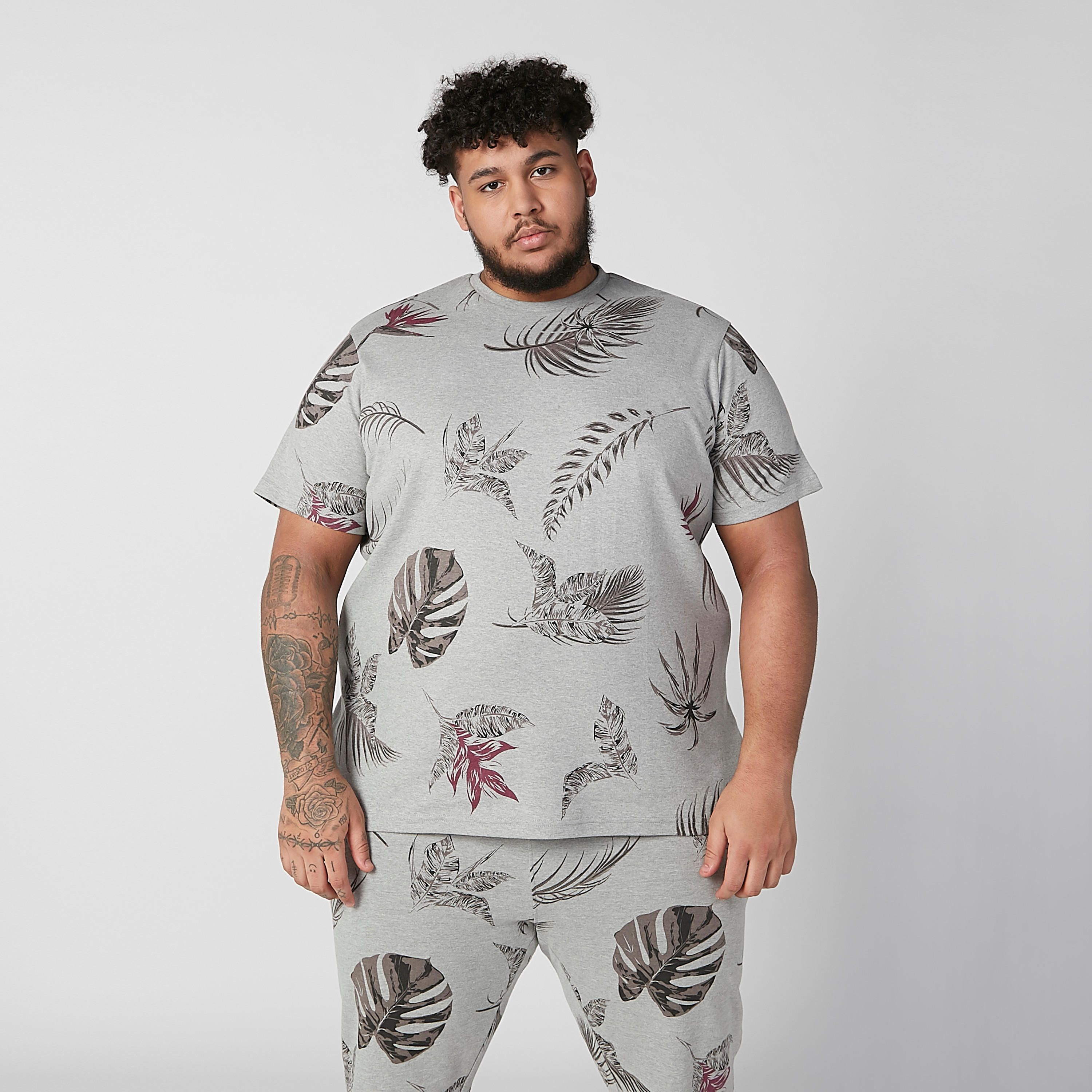 تيشيرت مستدام بياقة مستديرة وأكمام قصيرة وطبعات-men-clothing-tshirtsandpolos-tshirts-image-8