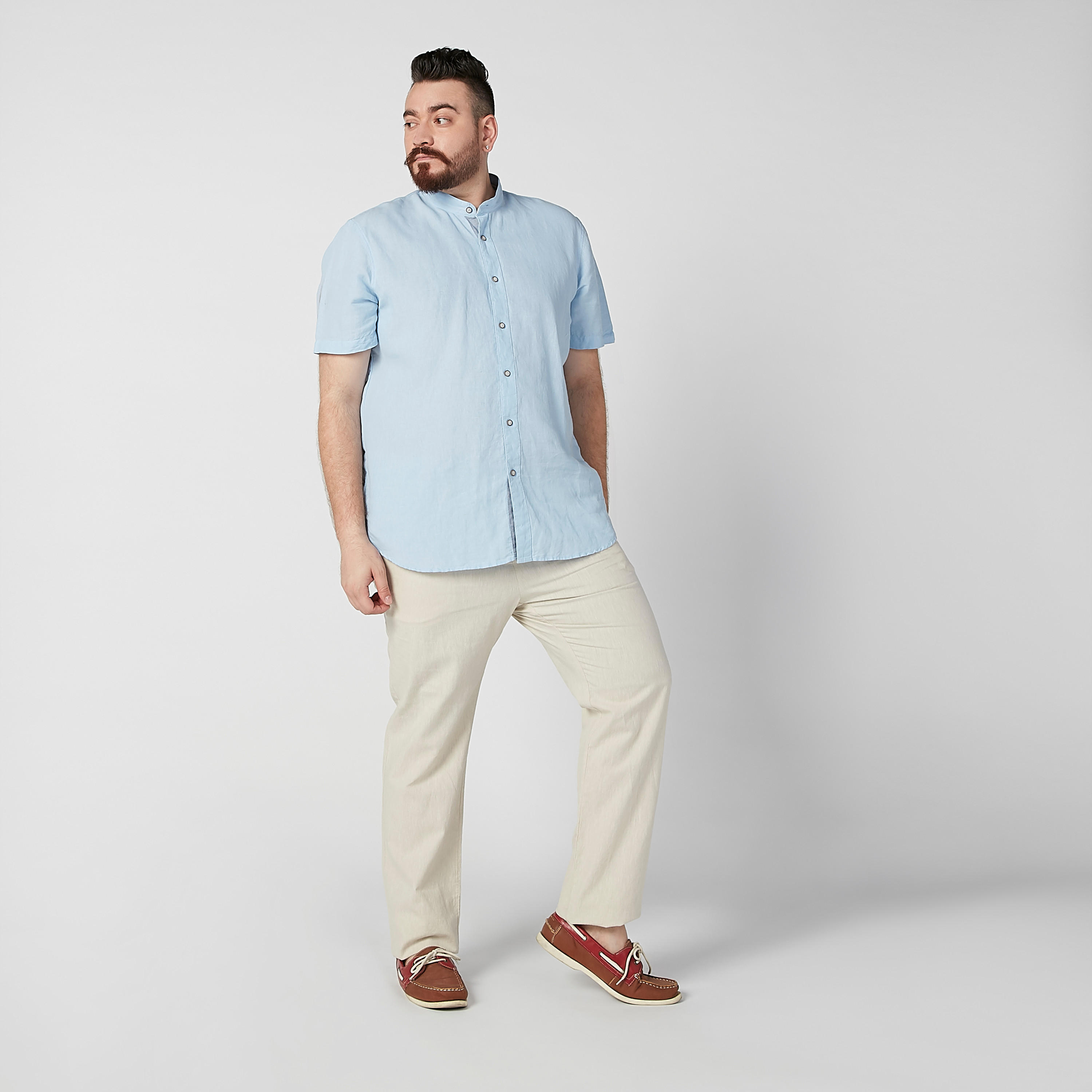 بنطلون شينو سادة بخصر متوسط الارتفاع وجيوب-men-clothing-bottoms-trousersandchinos-trousers-image-1
