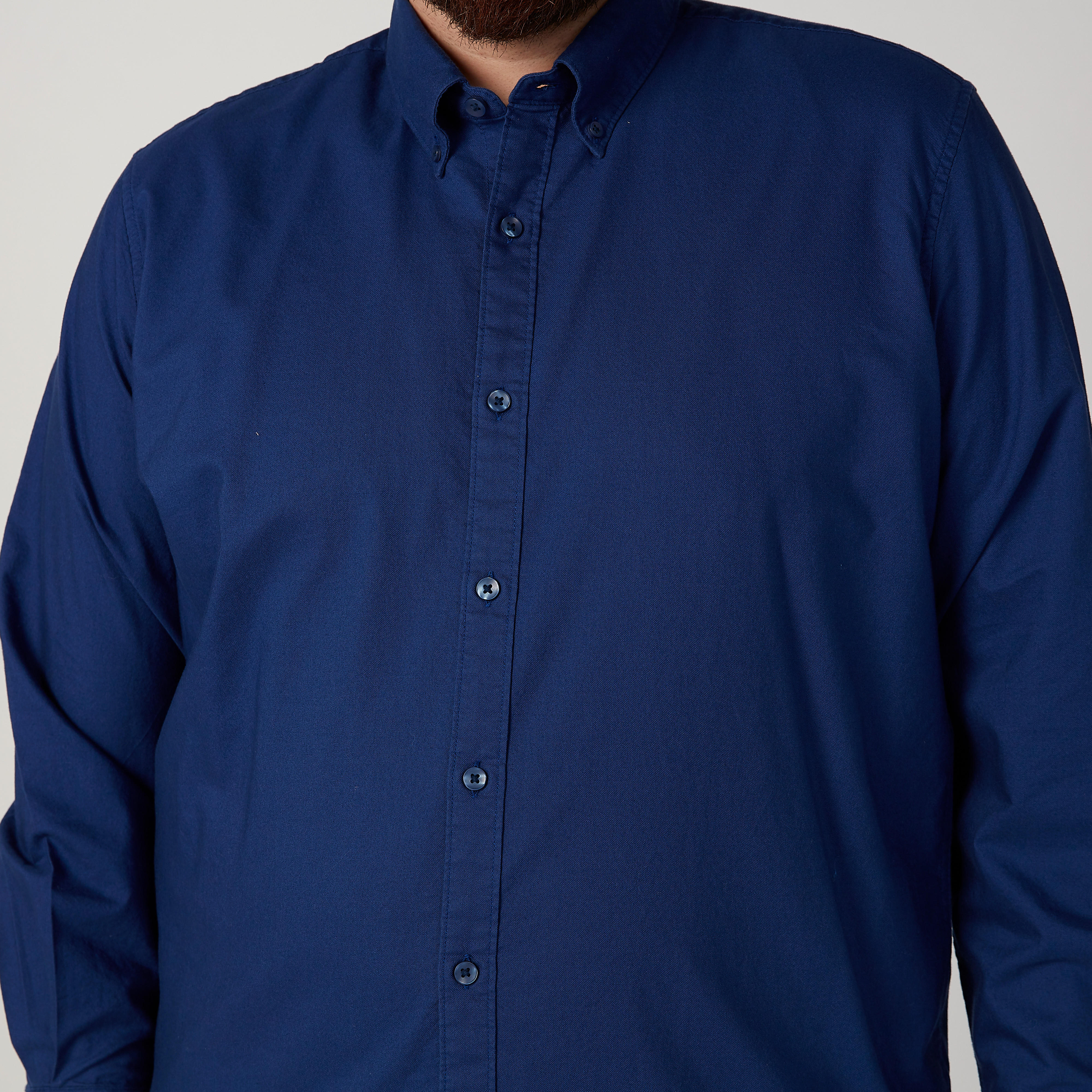 قميص سادة بياقة عاديّة وأكمام طويلة-men-clothing-shirts-image-2