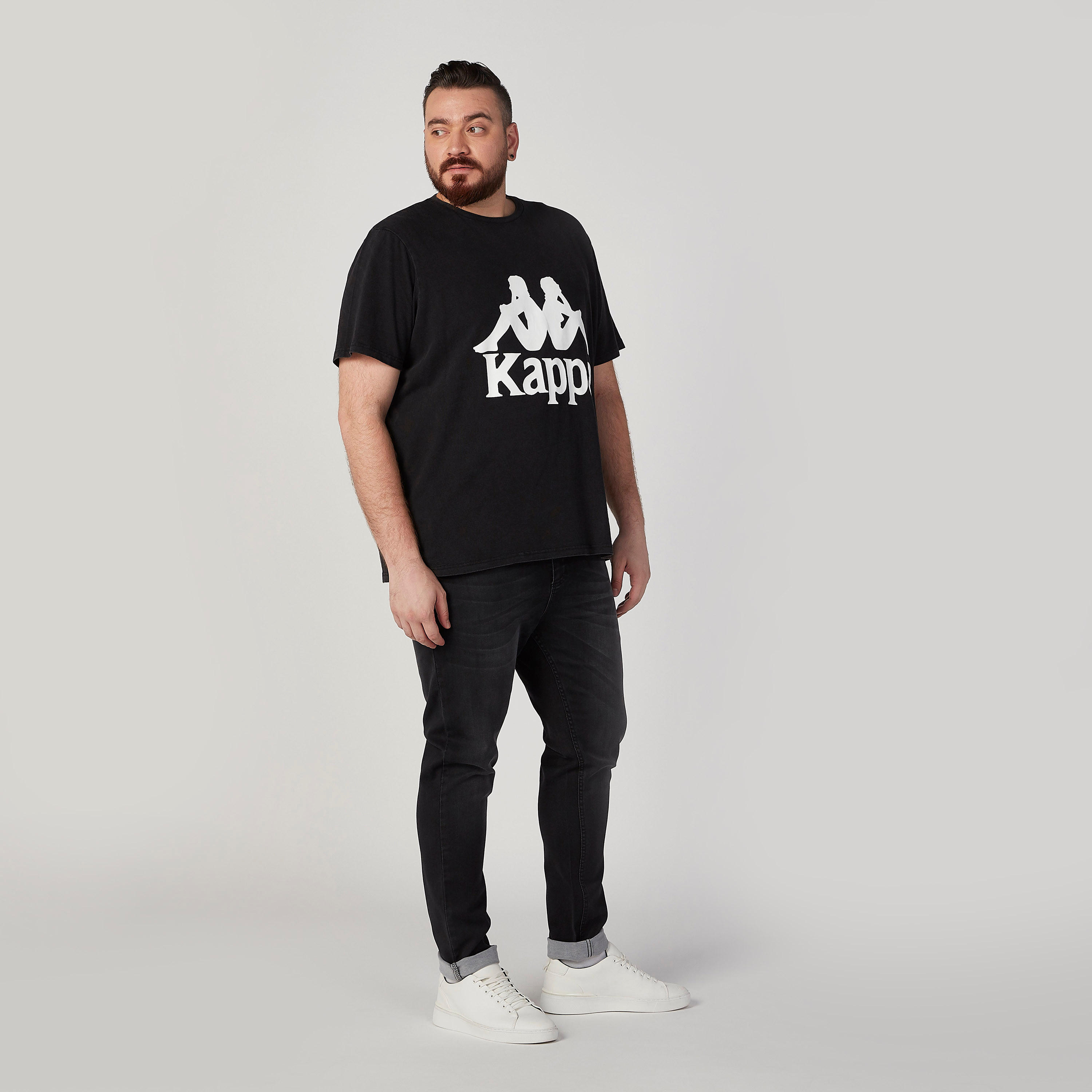 بنطلون جينز مستدام بخصر متوسط الارتفاع وجيوب -men-clothing-bottoms-jeans-image-2