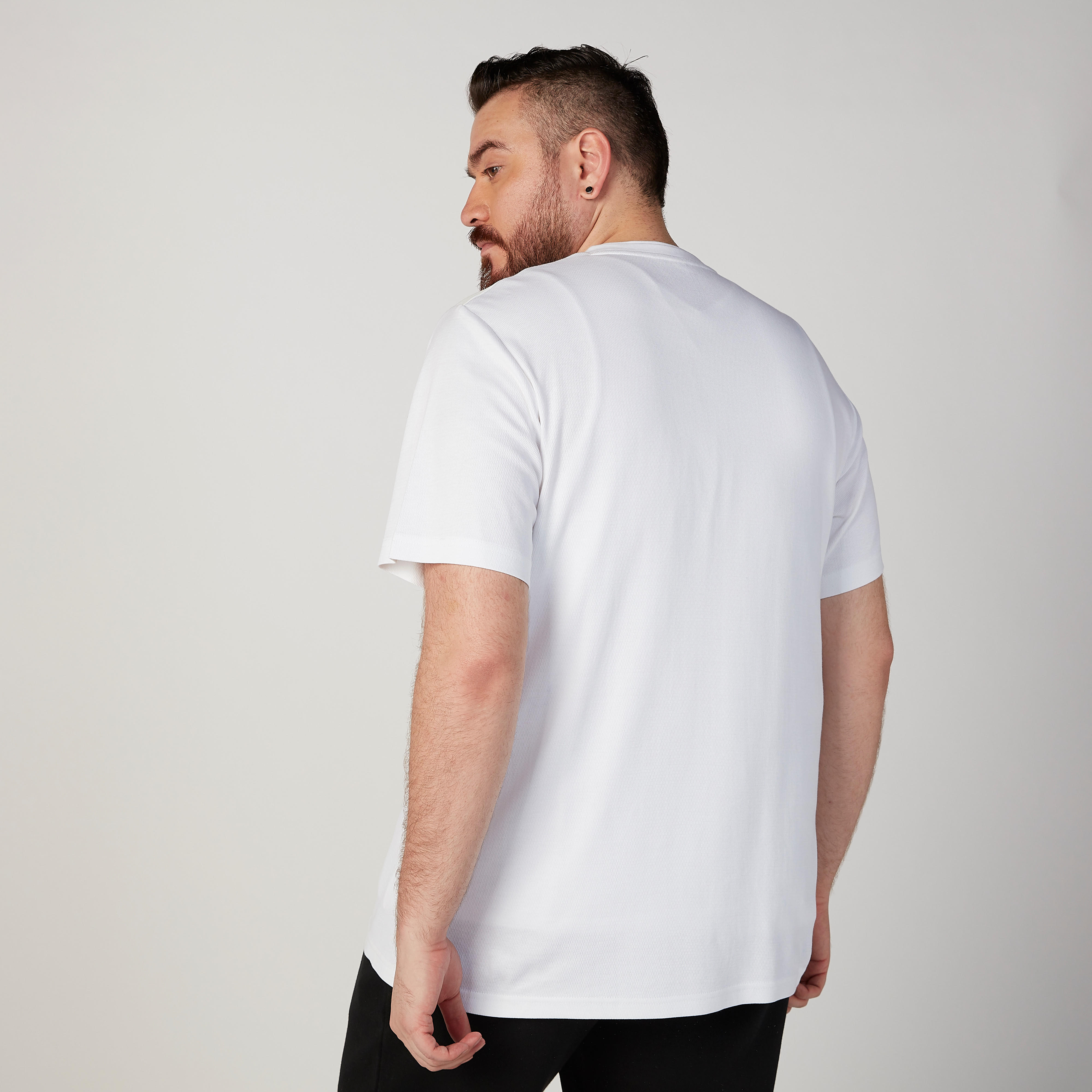 تيشيرت سادة بياقة ضيّقة وأكمام قصيرة-men-clothing-tshirtsandpolos-tshirts-image-4