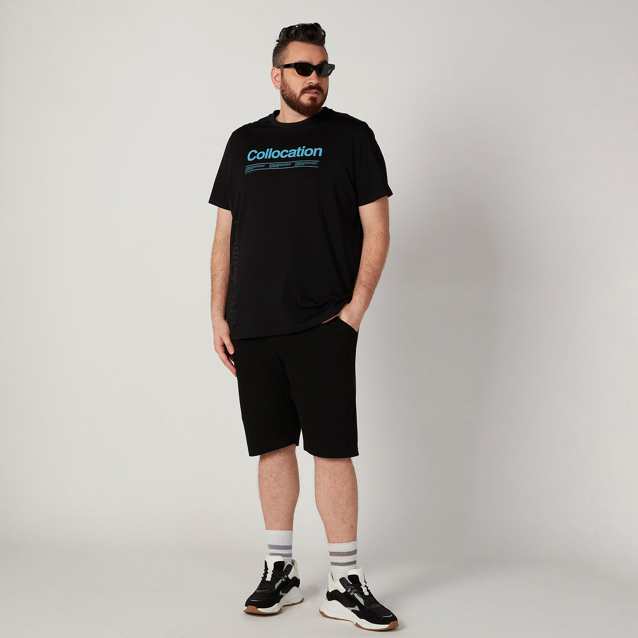 شورت سادة بخصر متوسط الارتفاع ورباط إغلاق-men-clothing-bottoms-shorts-image-3