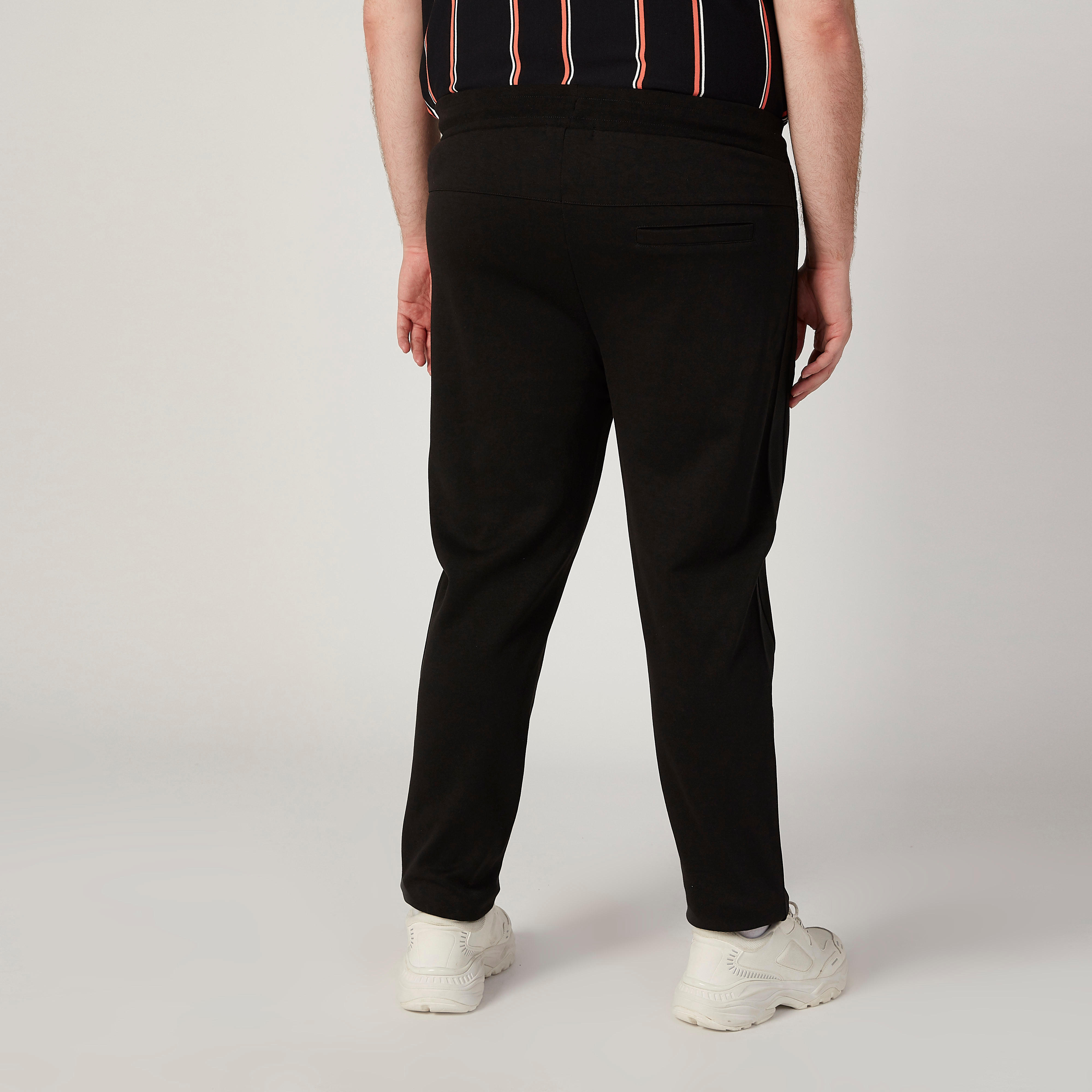 بنطلون سادة بخصر مطّاطي متوسط الارتفاع وجيوب-men-clothing-bottoms-trousersandchinos-trousers-image-4