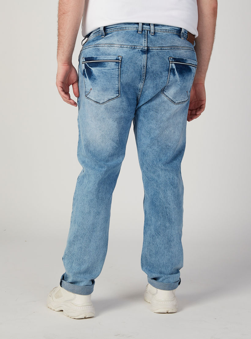 بنطلون جينز سادة بخصر متوسط الارتفاع وجيوب-men-clothing-bottoms-jeans-image-2