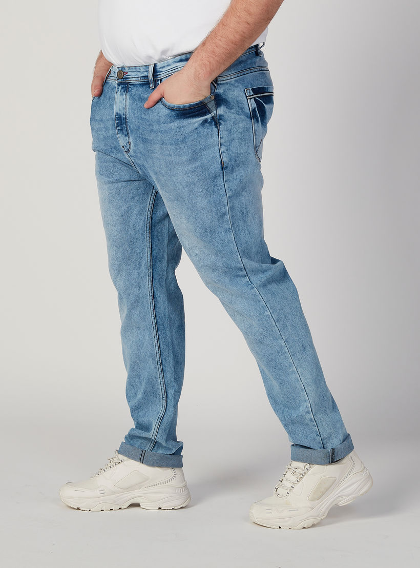 بنطلون جينز سادة بخصر متوسط الارتفاع وجيوب-men-clothing-bottoms-jeans-image-1