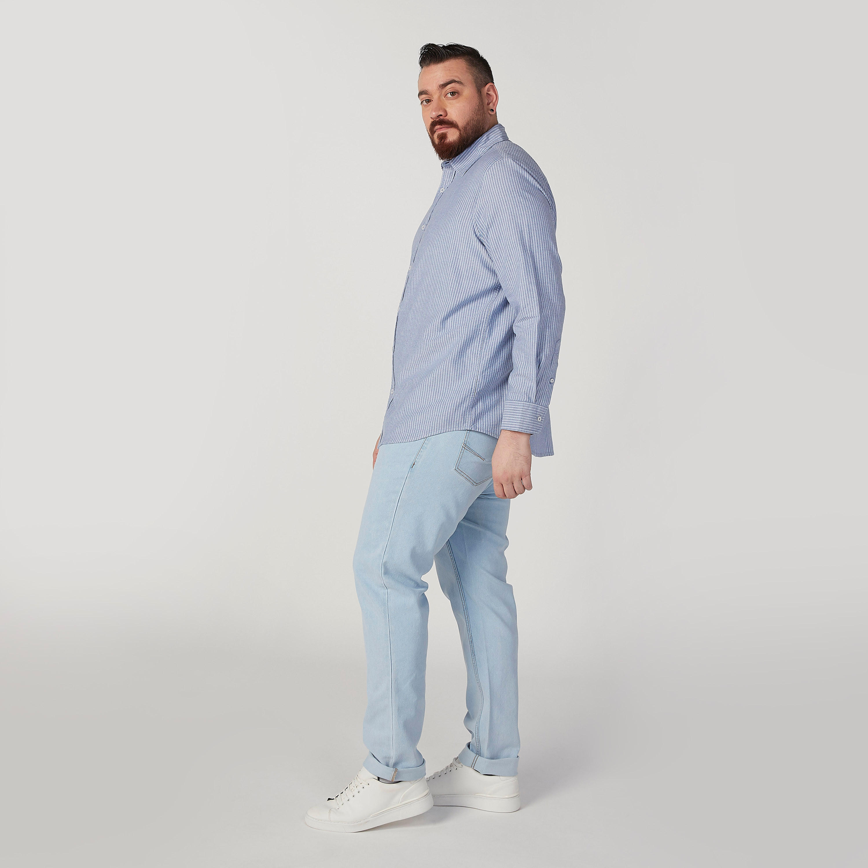 بنطلون جينز طويل بخصر متوسط الارتفاع وجيوب وحلقات للحزام-men-clothing-bottoms-jeans-image-2