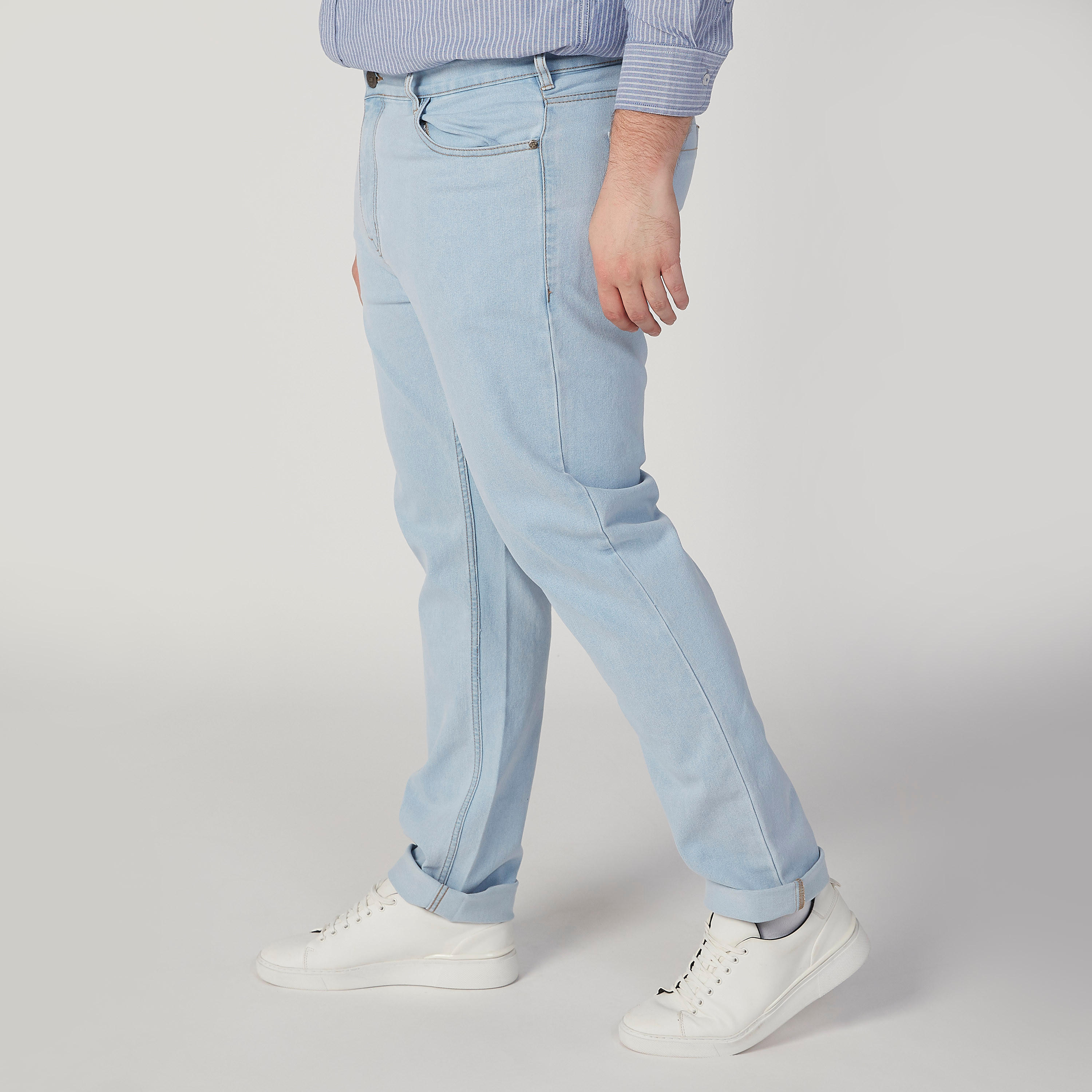 بنطلون جينز طويل بخصر متوسط الارتفاع وجيوب وحلقات للحزام-men-clothing-bottoms-jeans-image-5