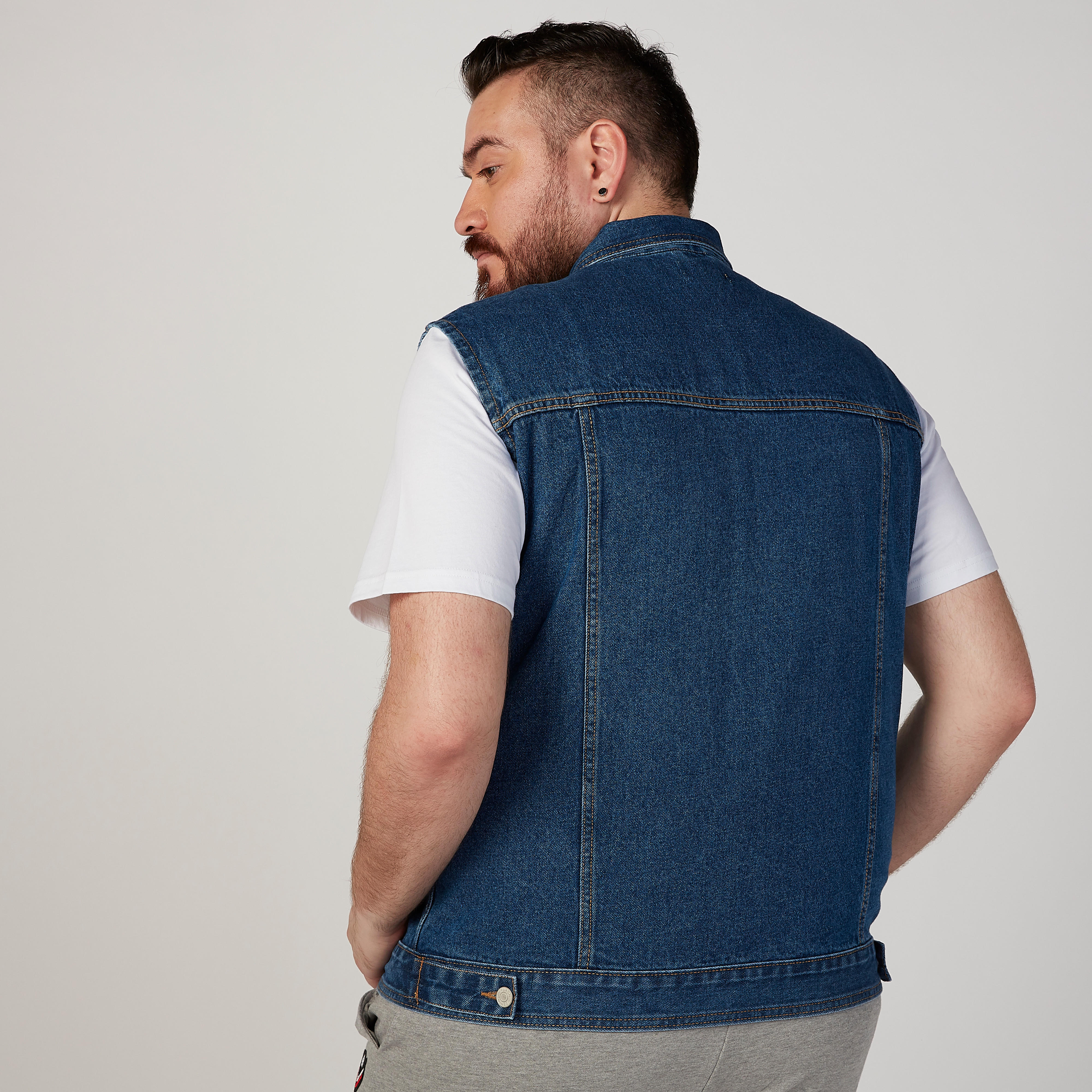 Denim Sleeveless Jacket with Flap Pockets-men-clothing-jacketsandblazers-jackets-image-4