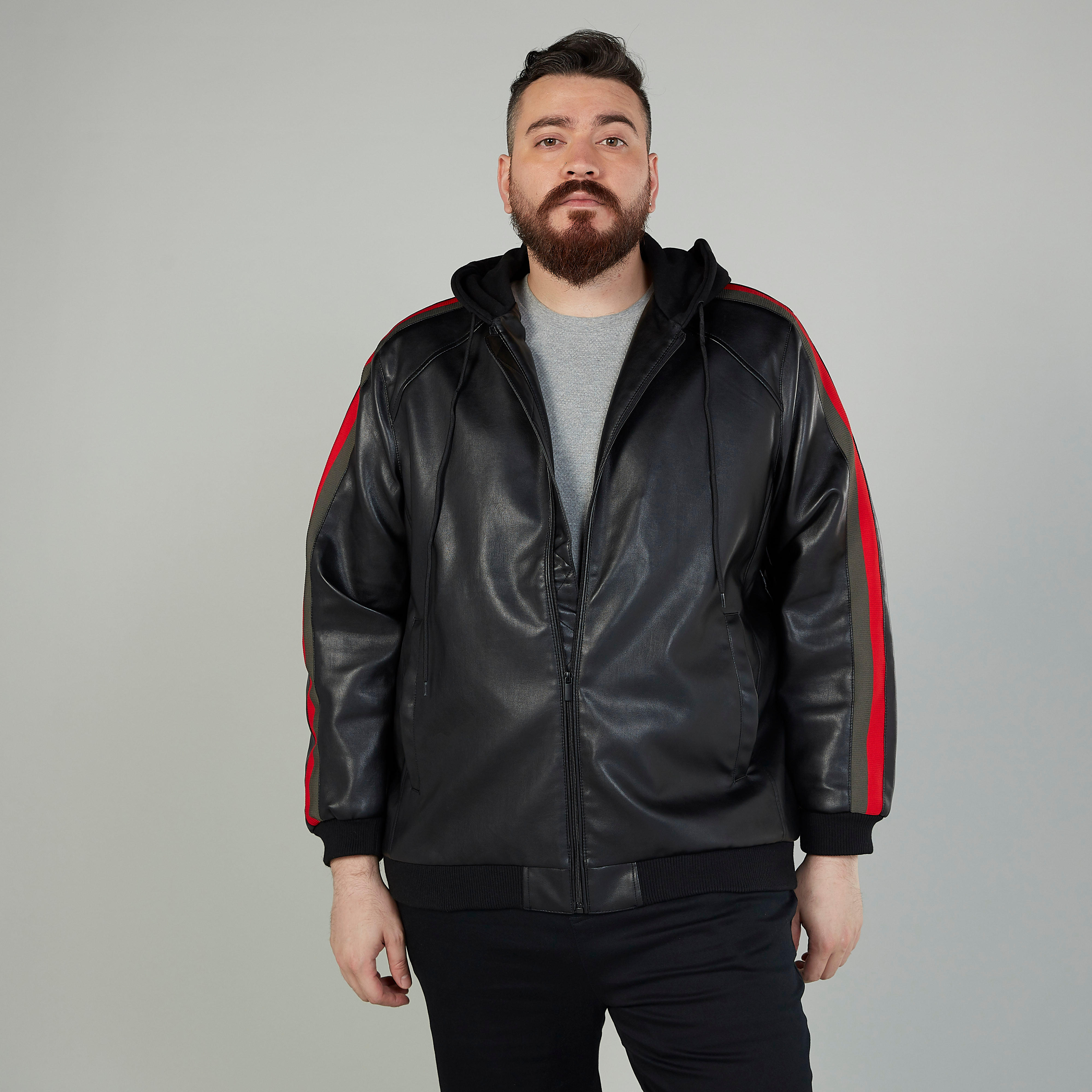 جاكيت جلد سادة بقبّعة وأكمام طويلة-men-clothing-jacketsandblazers-jackets-image-5