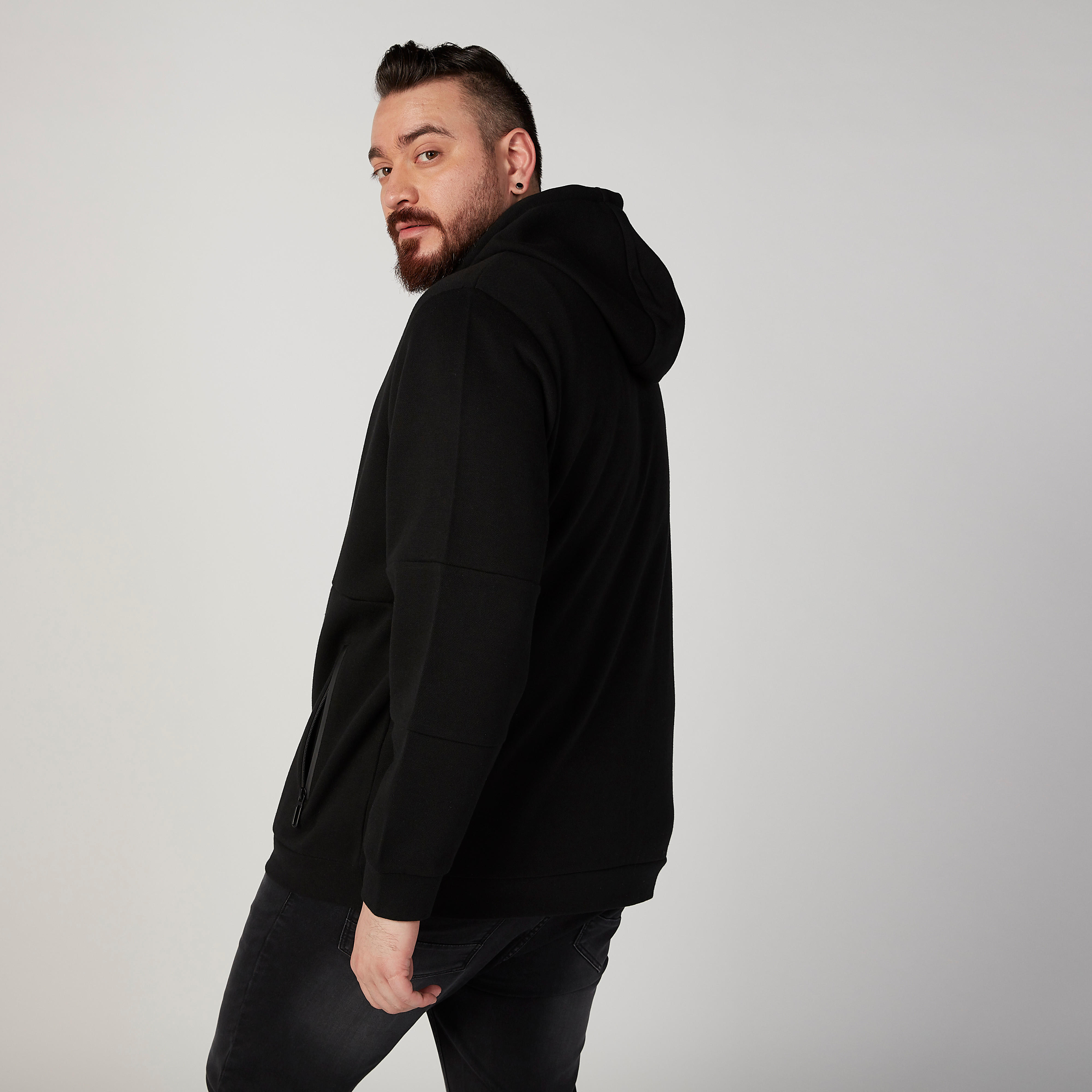 جاكيت بارز الملمس بقبّعة وأكمام طويلة-men-clothing-jacketsandblazers-jackets-image-4