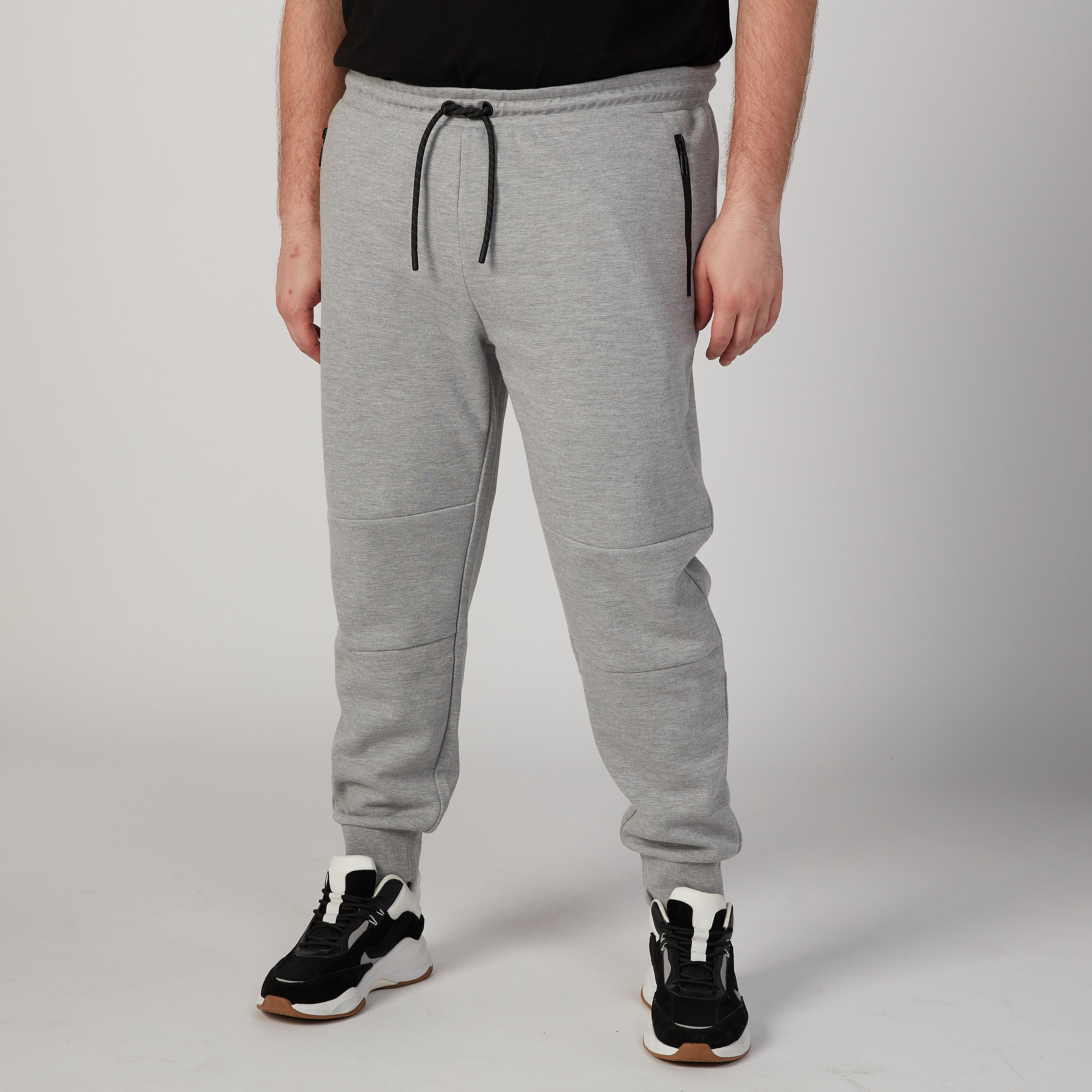 بنطلون رياضي سادة بخصر مطّاطي وجيوب-men-clothing-bottoms-joggers-image-1