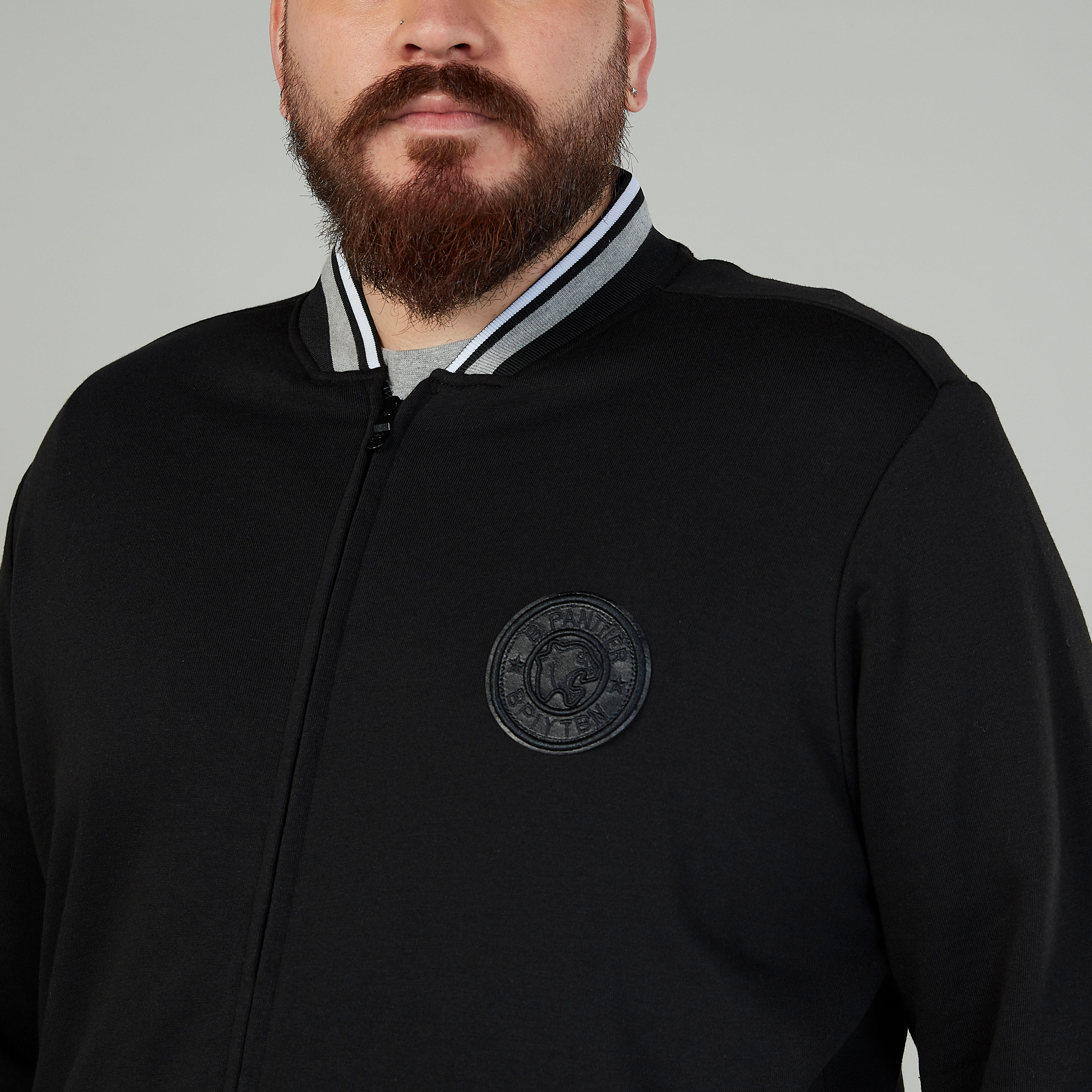سويت شيرت بومبر سادة بأكمام طويلة وتفاصيل جيوب-men-winterwear-hoodiesandsweatshirts-image-5