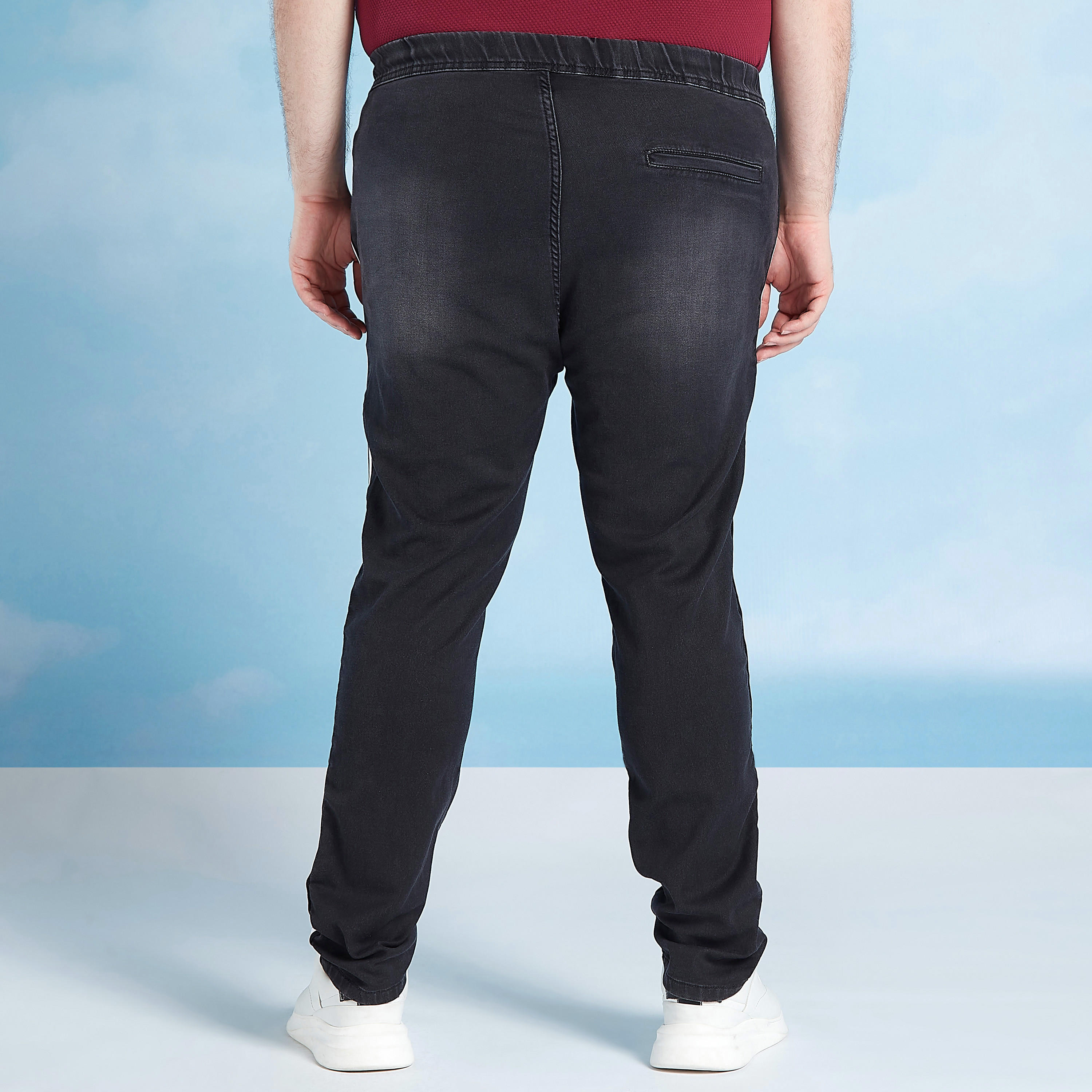 بنطلون جينز برباط وجيوب-men-clothing-bottoms-jeans-image-4