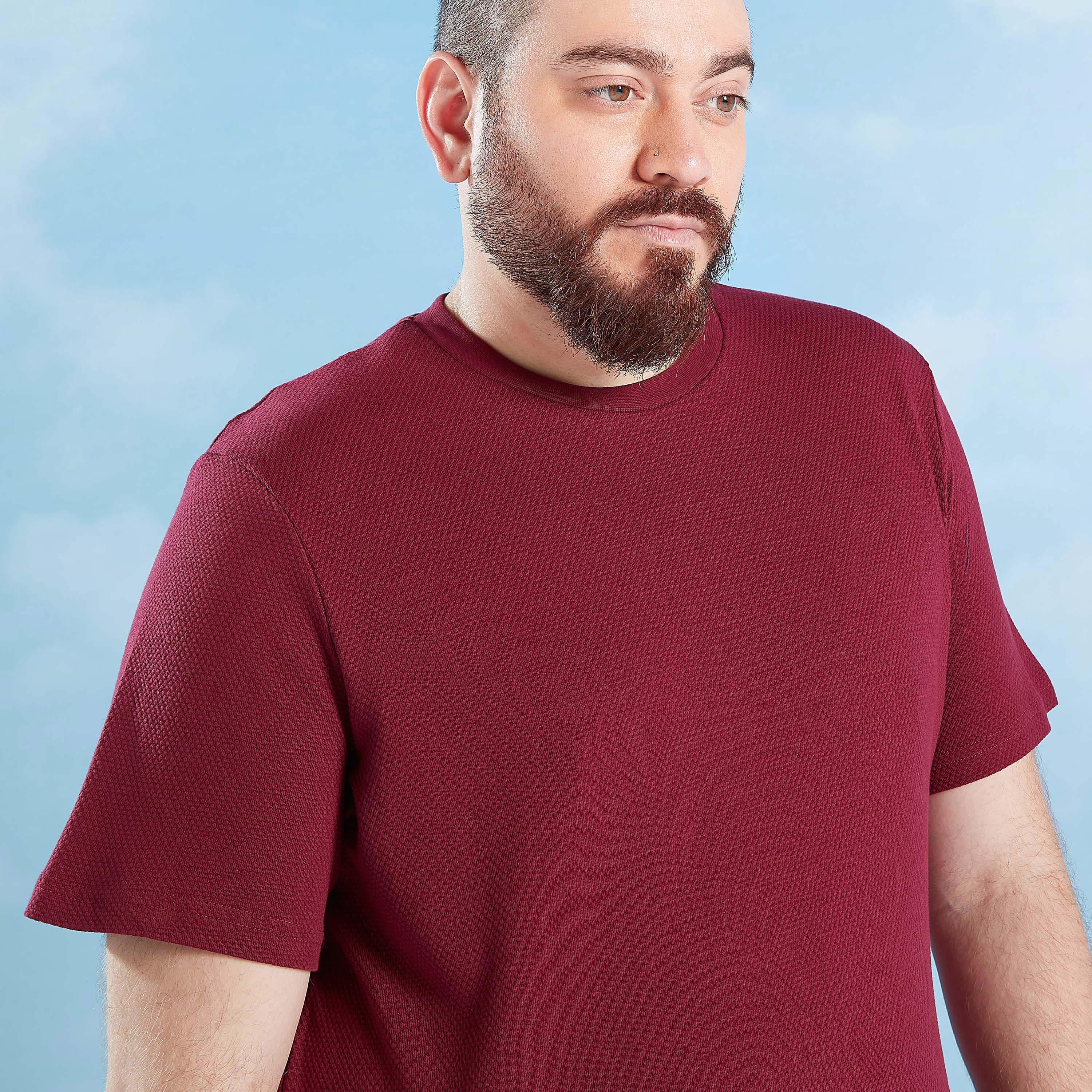 تيشيرت سادة بياقة ضيّقة وأكمام قصيرة-men-clothing-tshirtsandpolos-tshirts-image-3