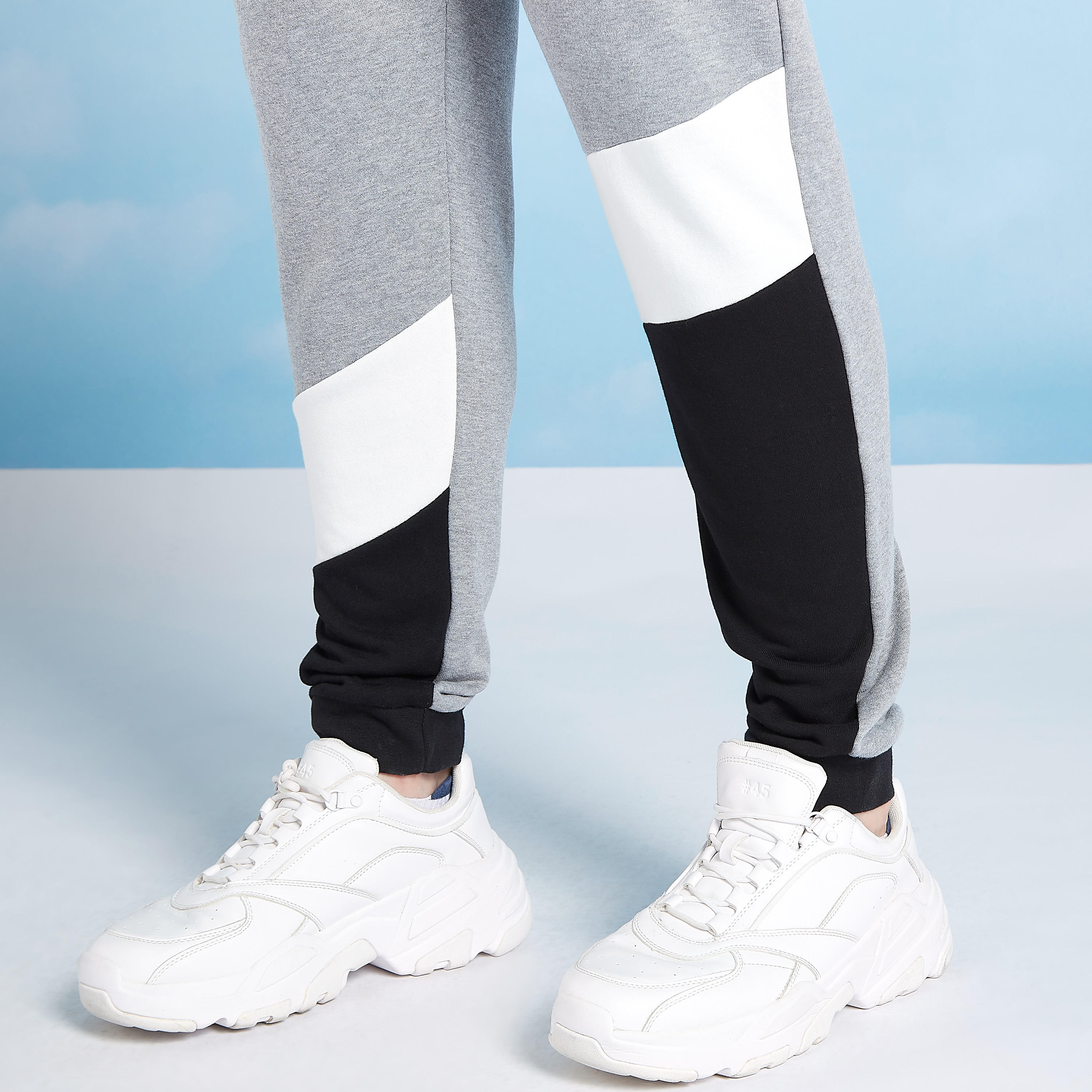 بنطلون رياضي كتل ألوان بخصر متوسط الارتفاع ورباط وجيوب-men-clothing-bottoms-joggers-image-3