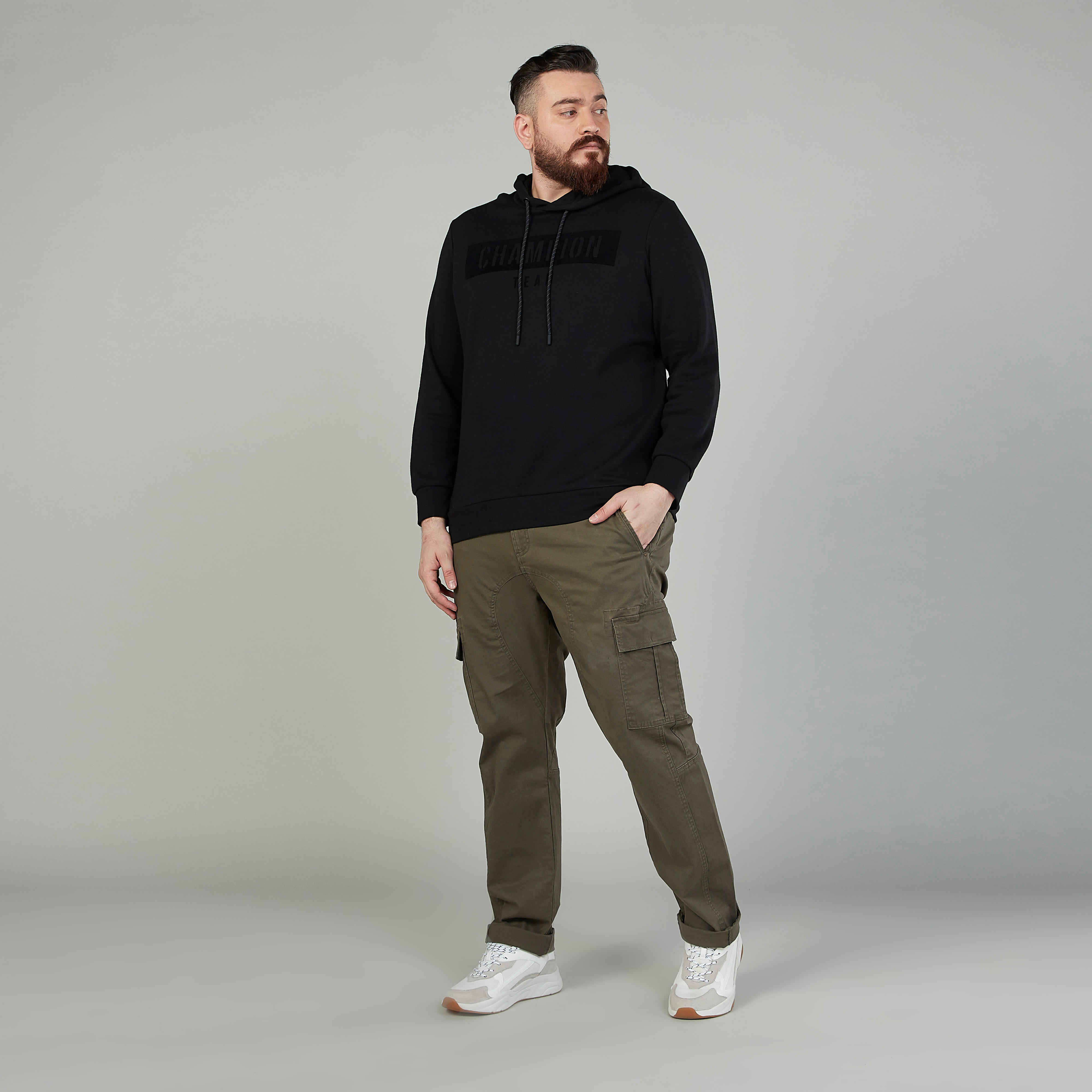 بنطلون كارجو سادة بجيوب وعراوي-men-clothing-bottoms-trousersandchinos-trousers-image-2