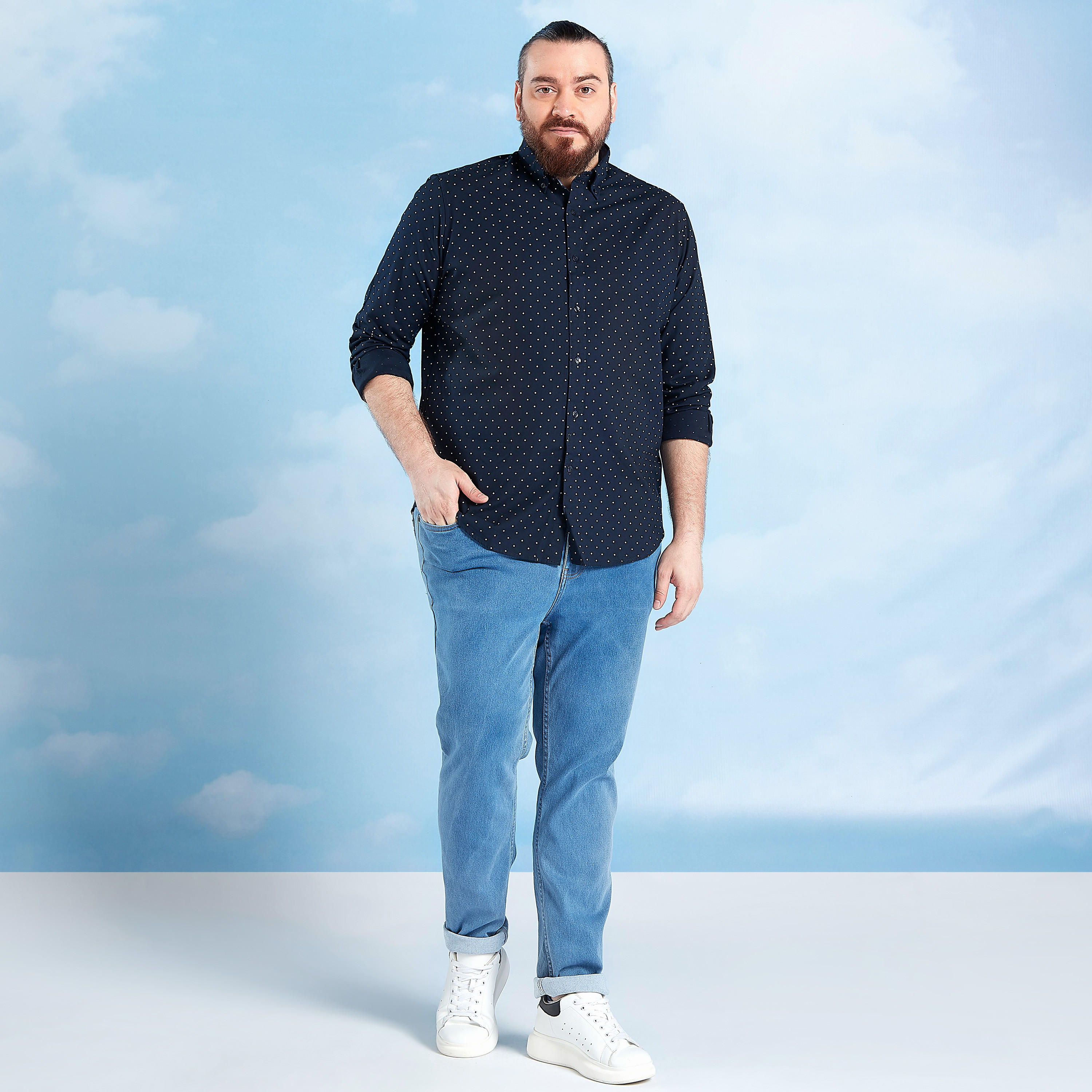 قميص بياقة عاديّة وأكمام طويلة وطبعات-men-clothing-shirts-image-3