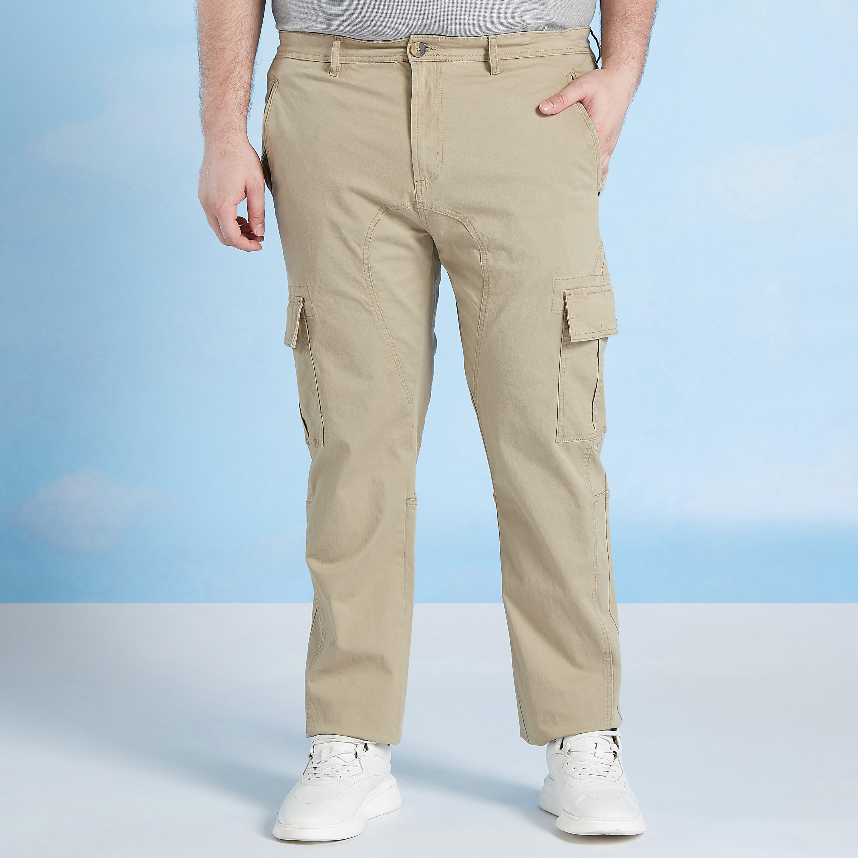 بنطلون كارجو سادة بجيوب وزر إغلاق-men-clothing-bottoms-trousersandchinos-trousers-image-4