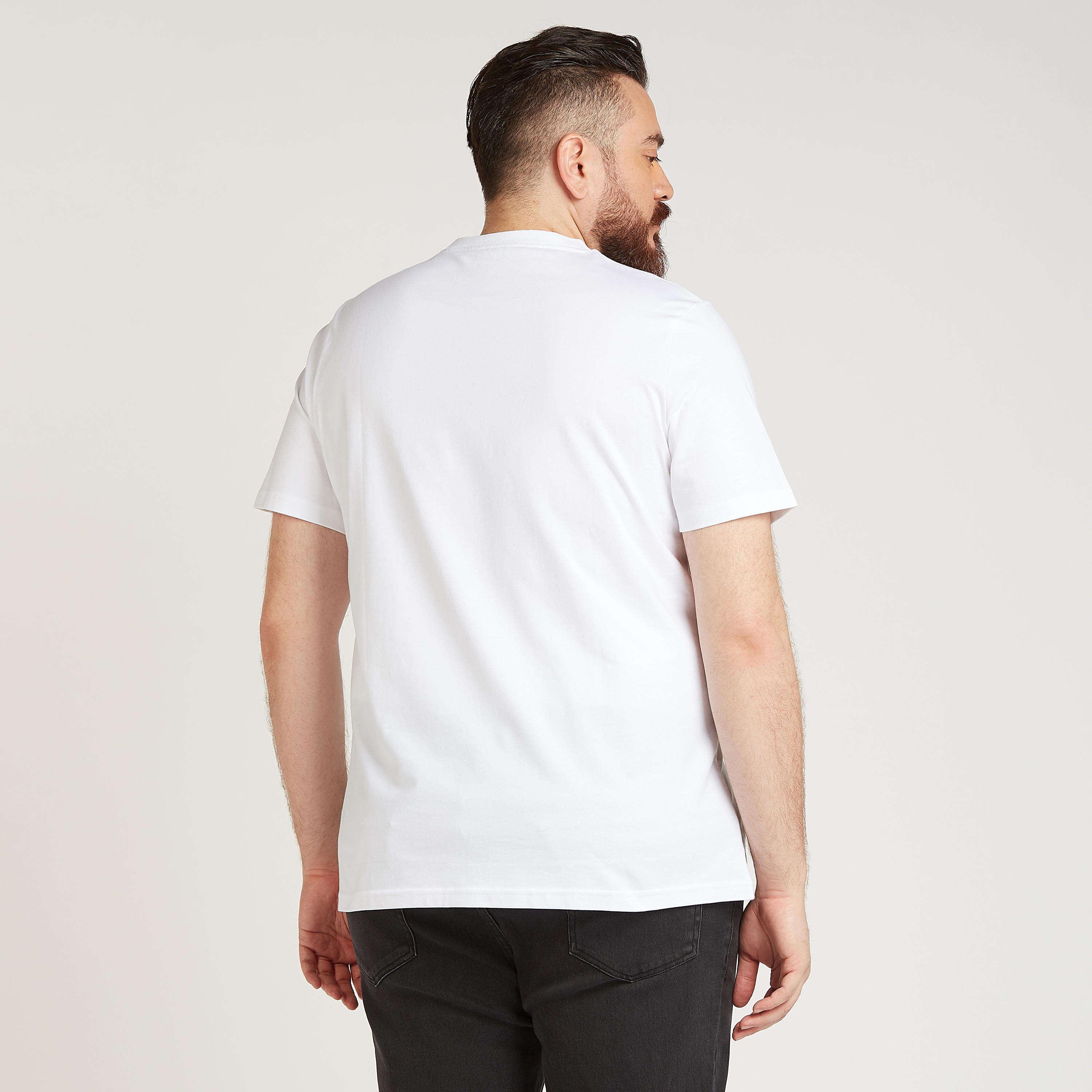 تيشيرت  بياقة ضيّقة وأكمام قصيرة وطبعات-men-clothing-tshirtsandpolos-tshirts-image-4