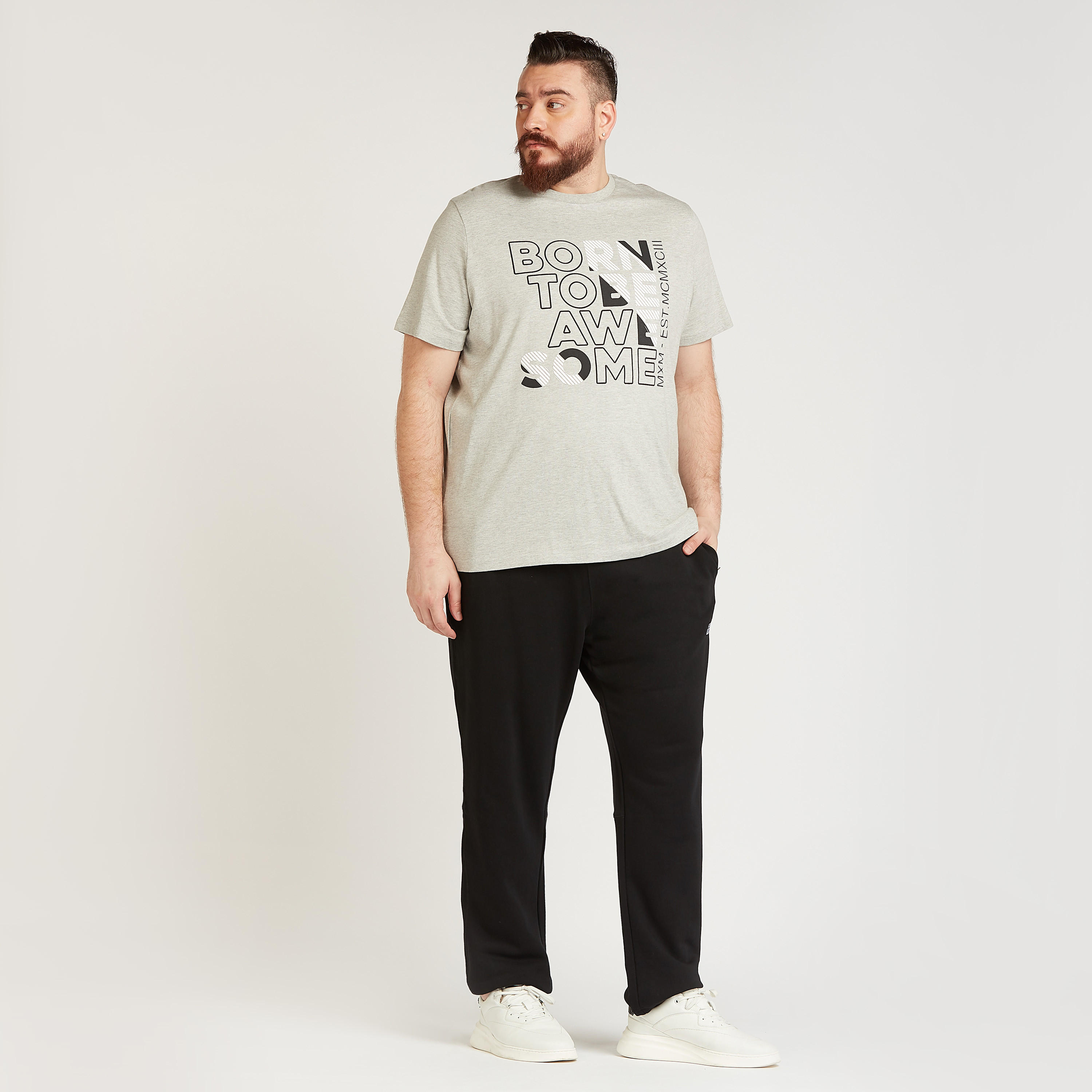 تيشيرت بياقة ضيّقة وأكمام قصيرة وطبعات-men-clothing-tshirtsandpolos-tshirts-image-3