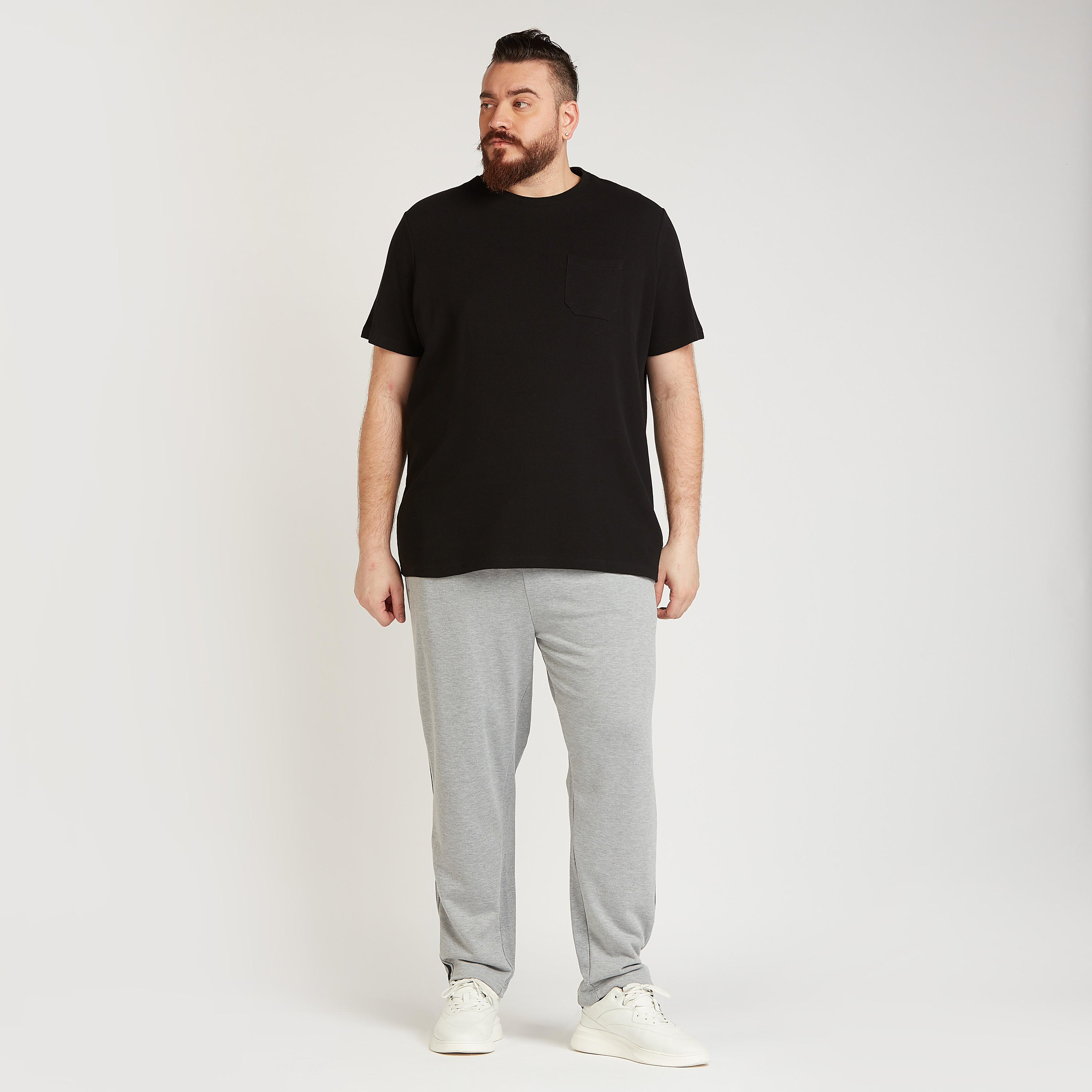 تيشيرت بارز الملمس بياقة ضيّقة وأكمام قصيرة-men-clothing-tshirtsandpolos-tshirts-image-2