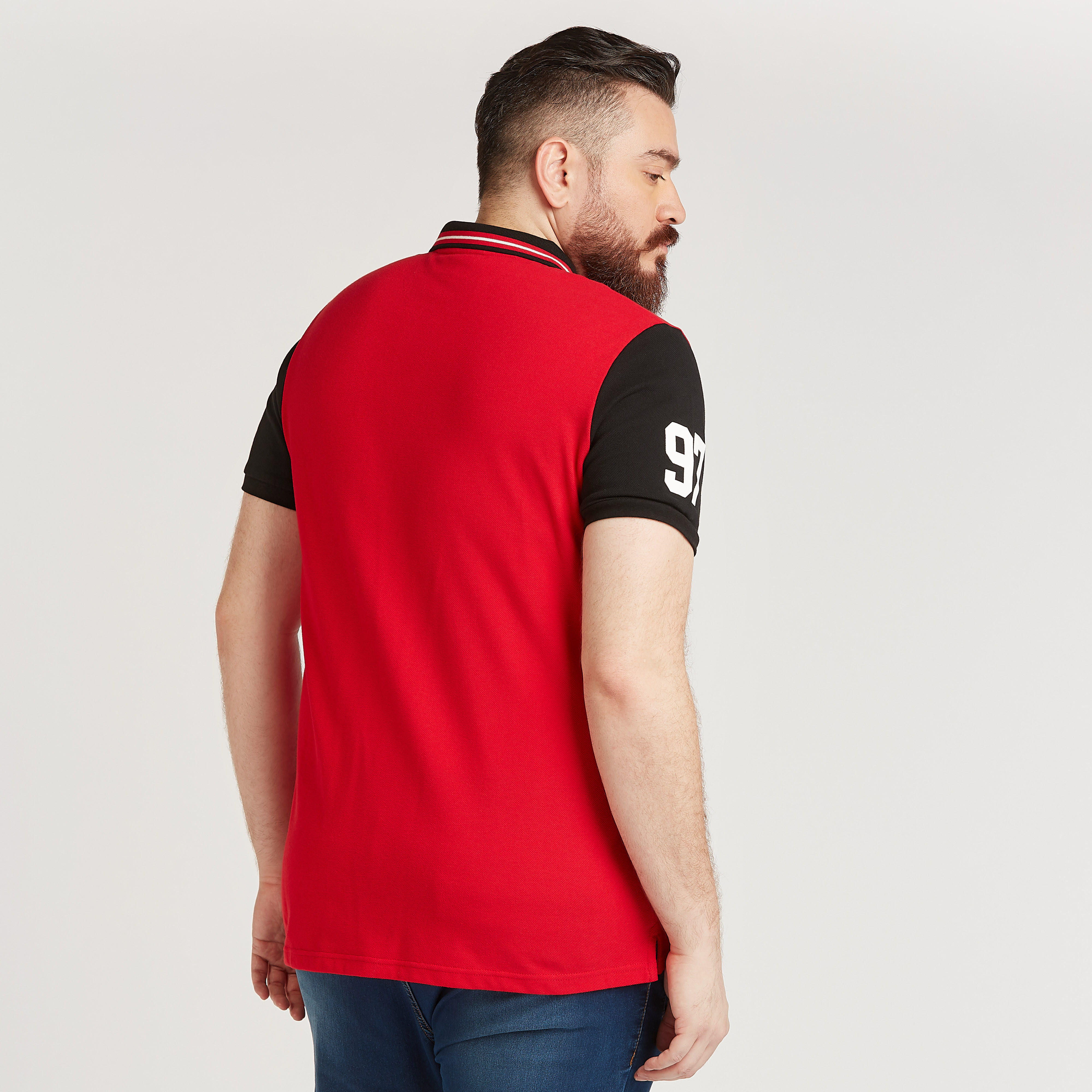 تيشيرت بولو مطرّز بأكمام قصيرة-men-clothing-tshirtsandpolos-polos-image-2