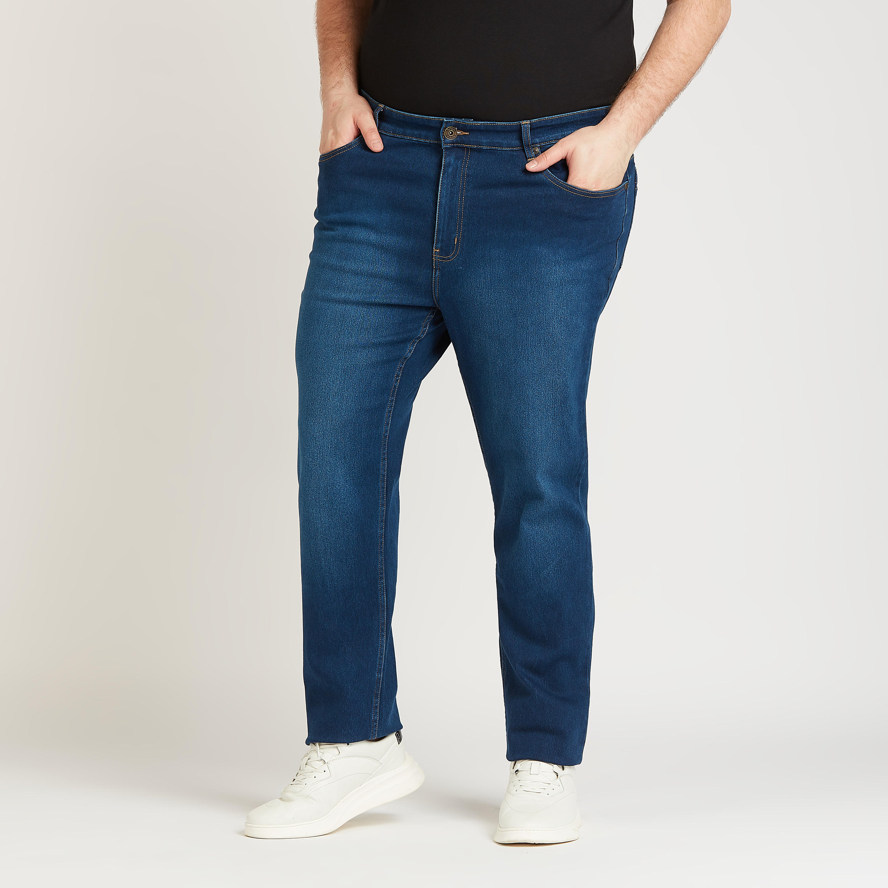 بنطلون جينز سادة طويل بخصر متوسط الارتفاع وجيوب وعراوي-men-clothing-bottoms-jeans-image-4