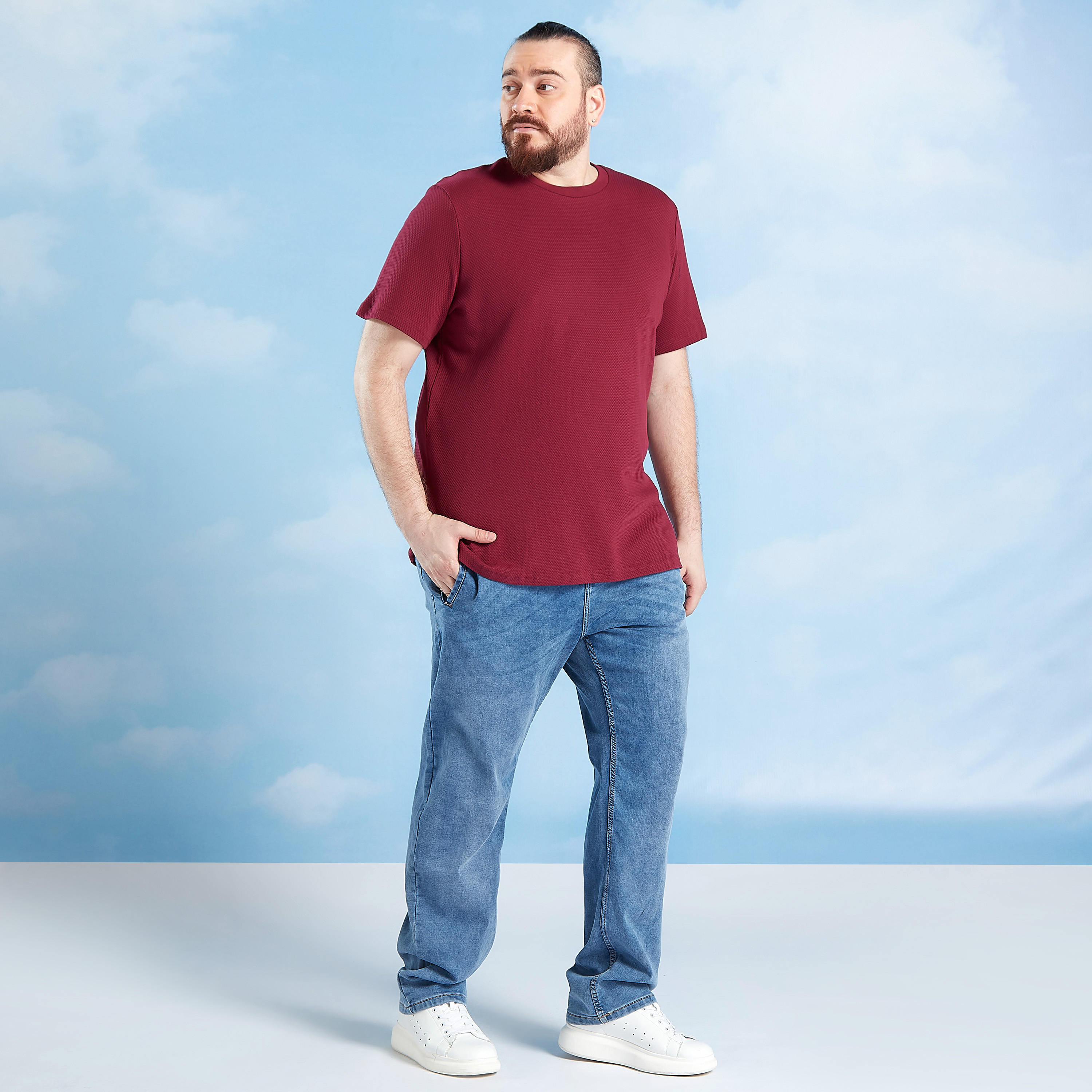بنطلون جينز سادة بجيوب وخصر مطّاطي متوسّط الإرتفاع-men-clothing-bottoms-jeans-image-2