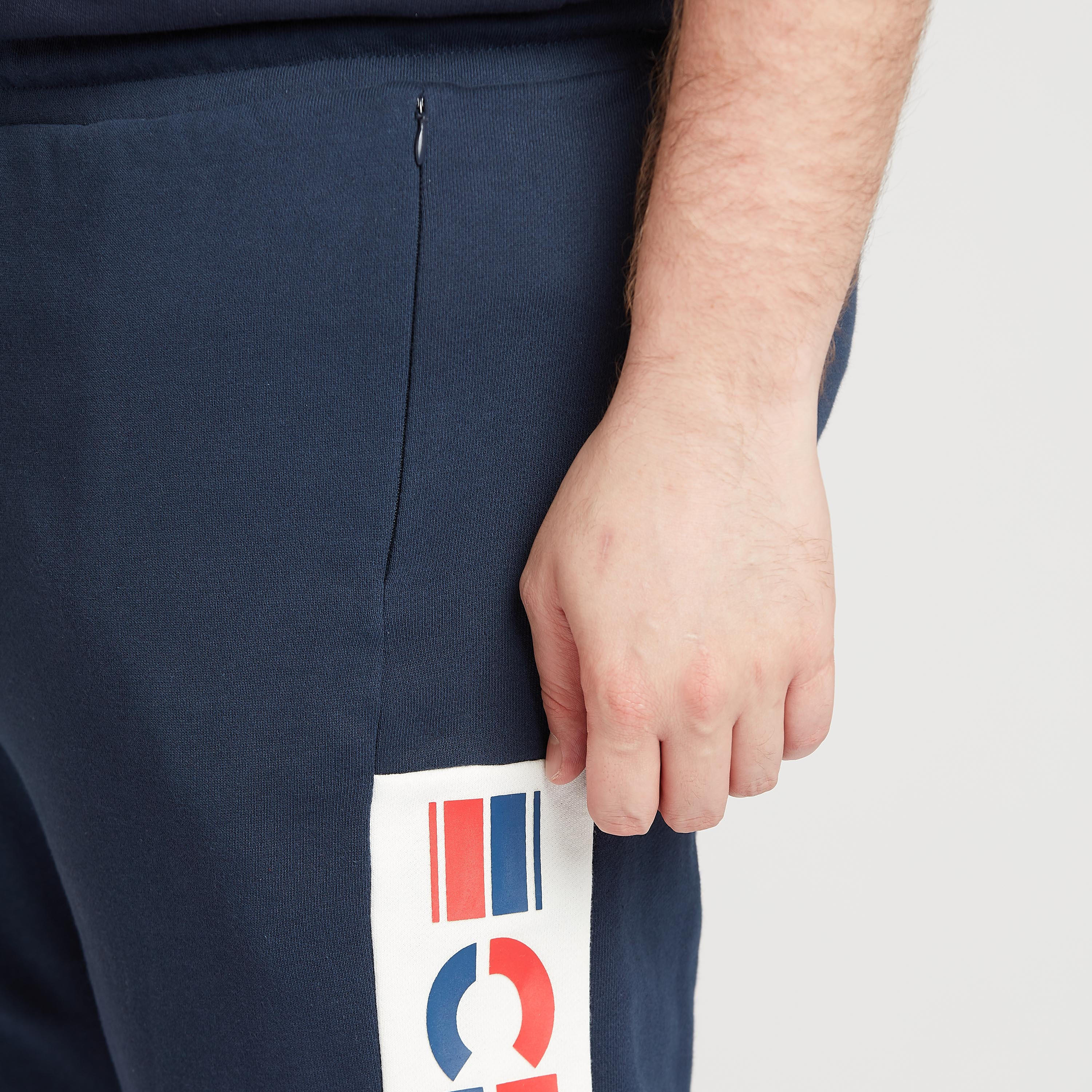 شورت بخصر متوسط الارتفاع ورباط وجيوب وطبعات-men-clothing-bottoms-shorts-image-5