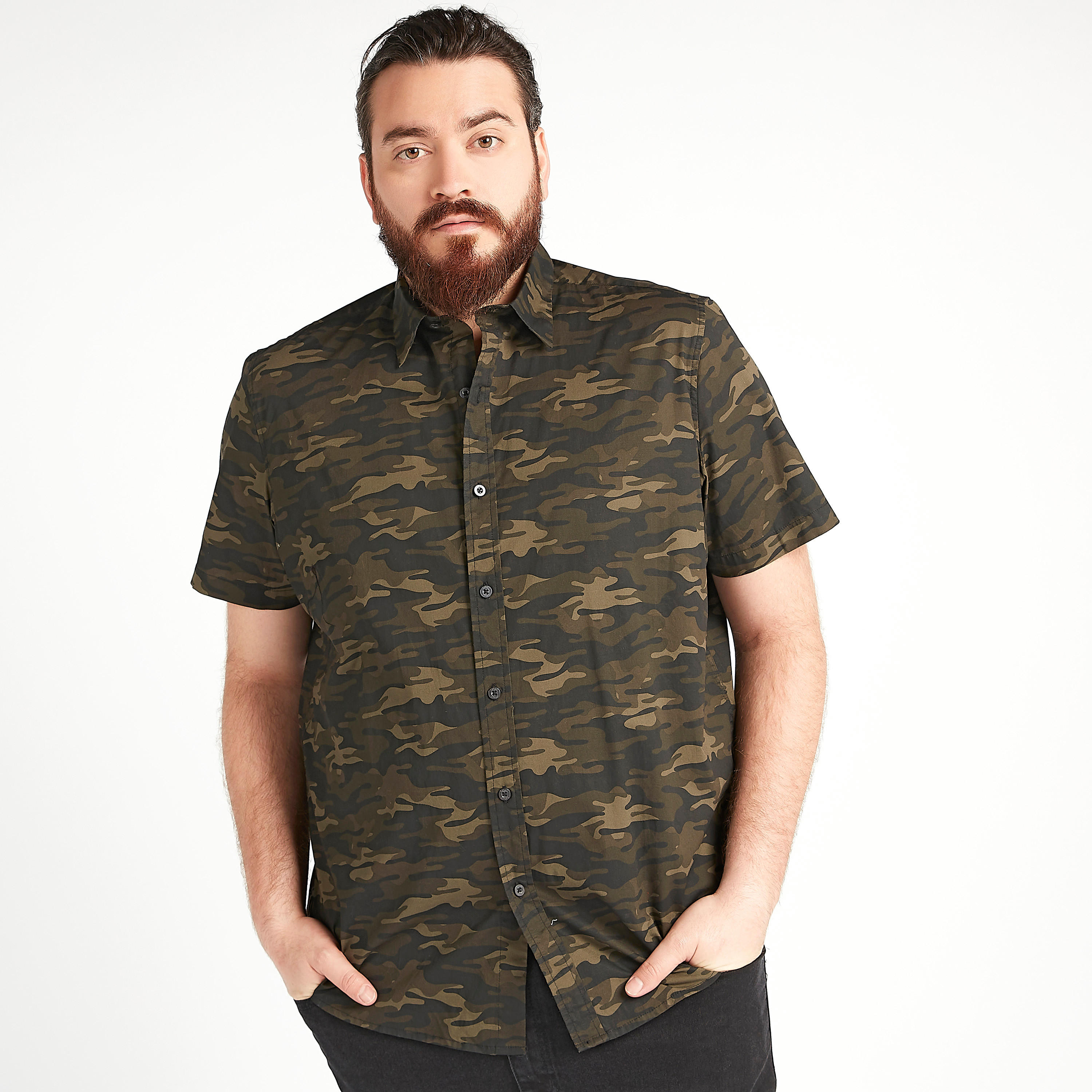 قميص بأكمام قصيرة وطبعات وزر إغلاق-men-clothing-shirts-image-1