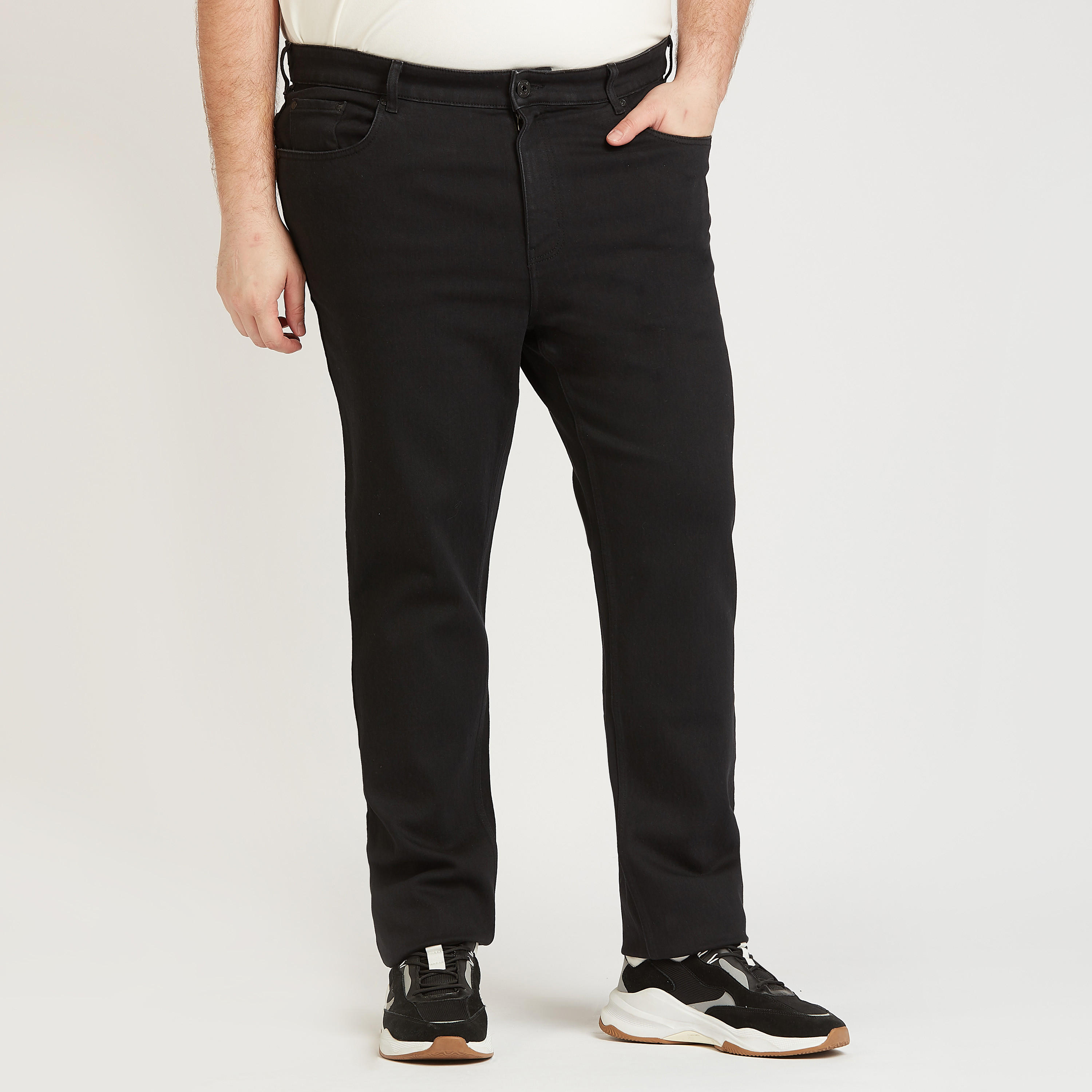 بنطلون جينز سادة طويل بتفاصيل جيوب وعراوي-men-clothing-bottoms-jeans-image-1