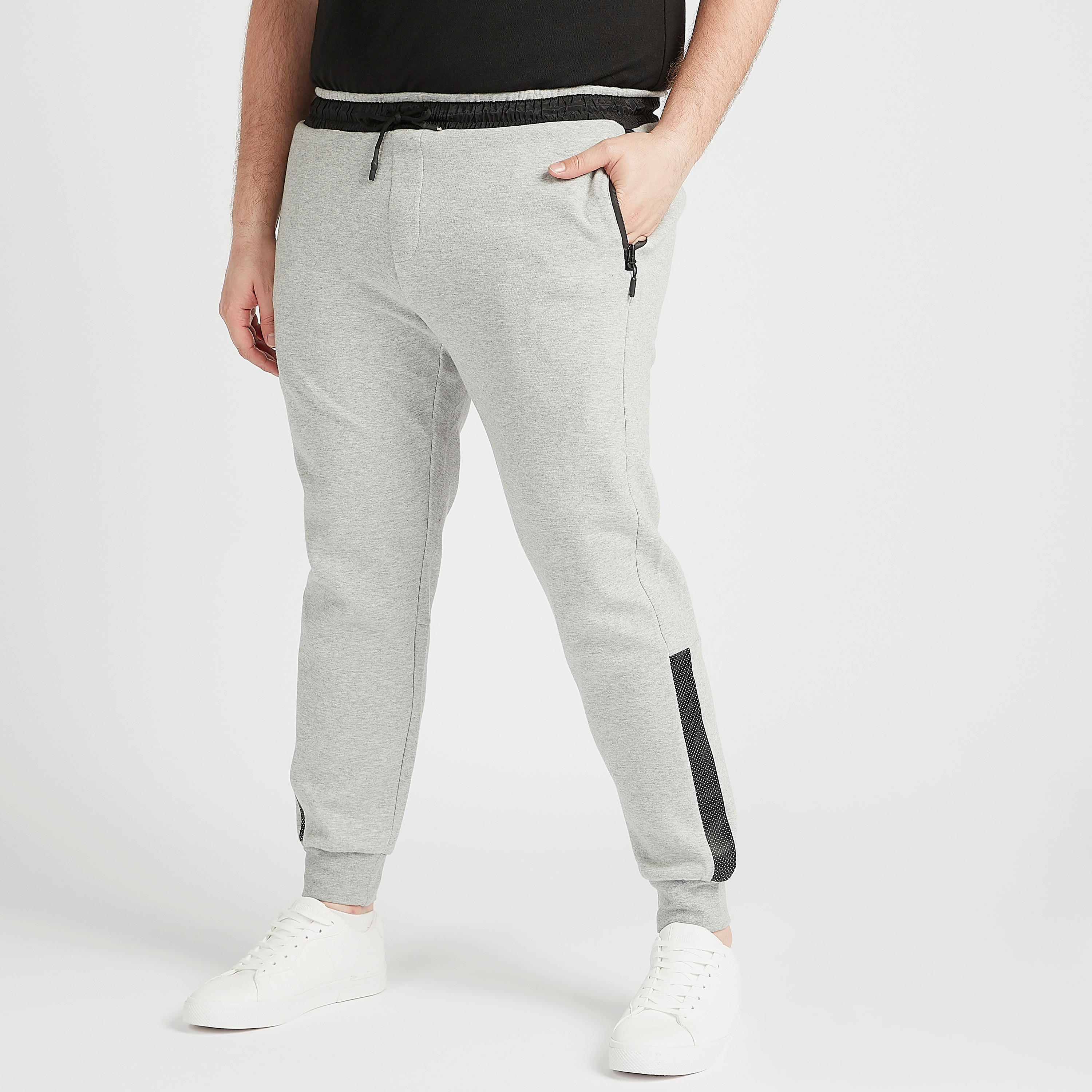 بنطلون رياضي مستدام كامل الطول بخصر متوسّط الإرتفاع وجيوب-men-clothing-bottoms-joggers-image-1