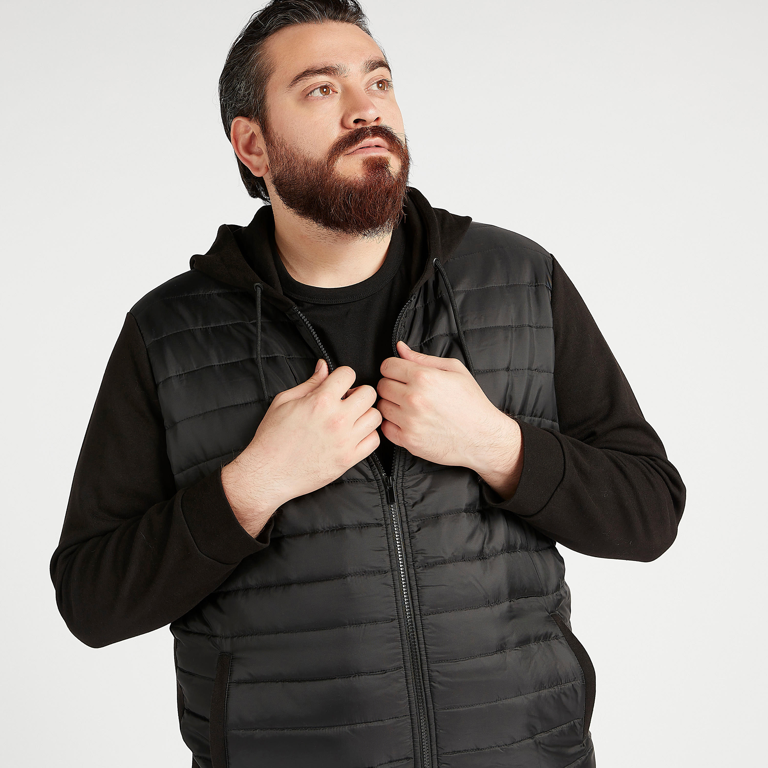 جاكيت بافر مستدام بقبّعة وجيوب وأكمام طويلة-men-winterwear-hoodiesandsweatshirts-image-5