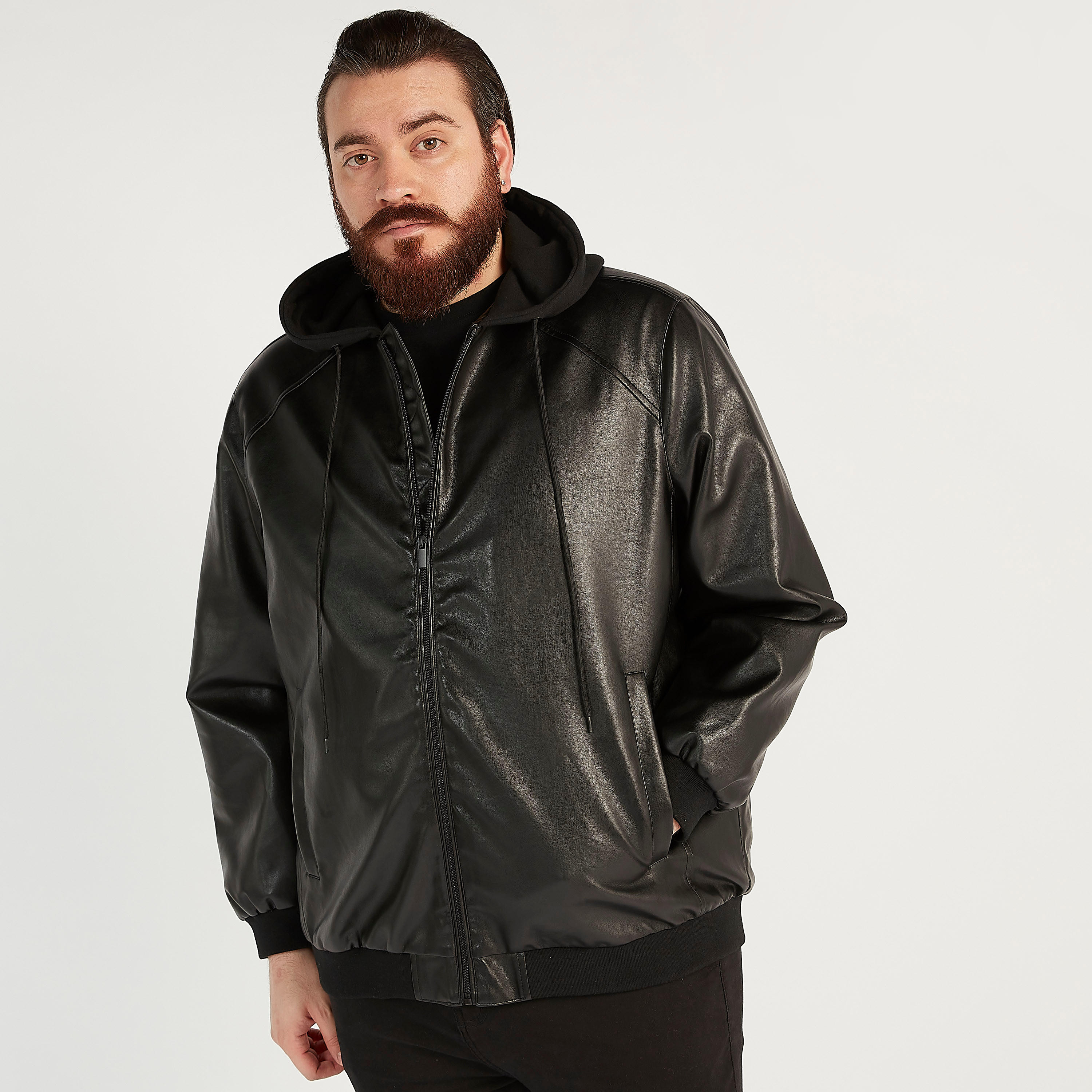 جاكيت سادة بقبّعة وجيوب وأكمام طويلة-men-clothing-jacketsandblazers-jackets-image-6