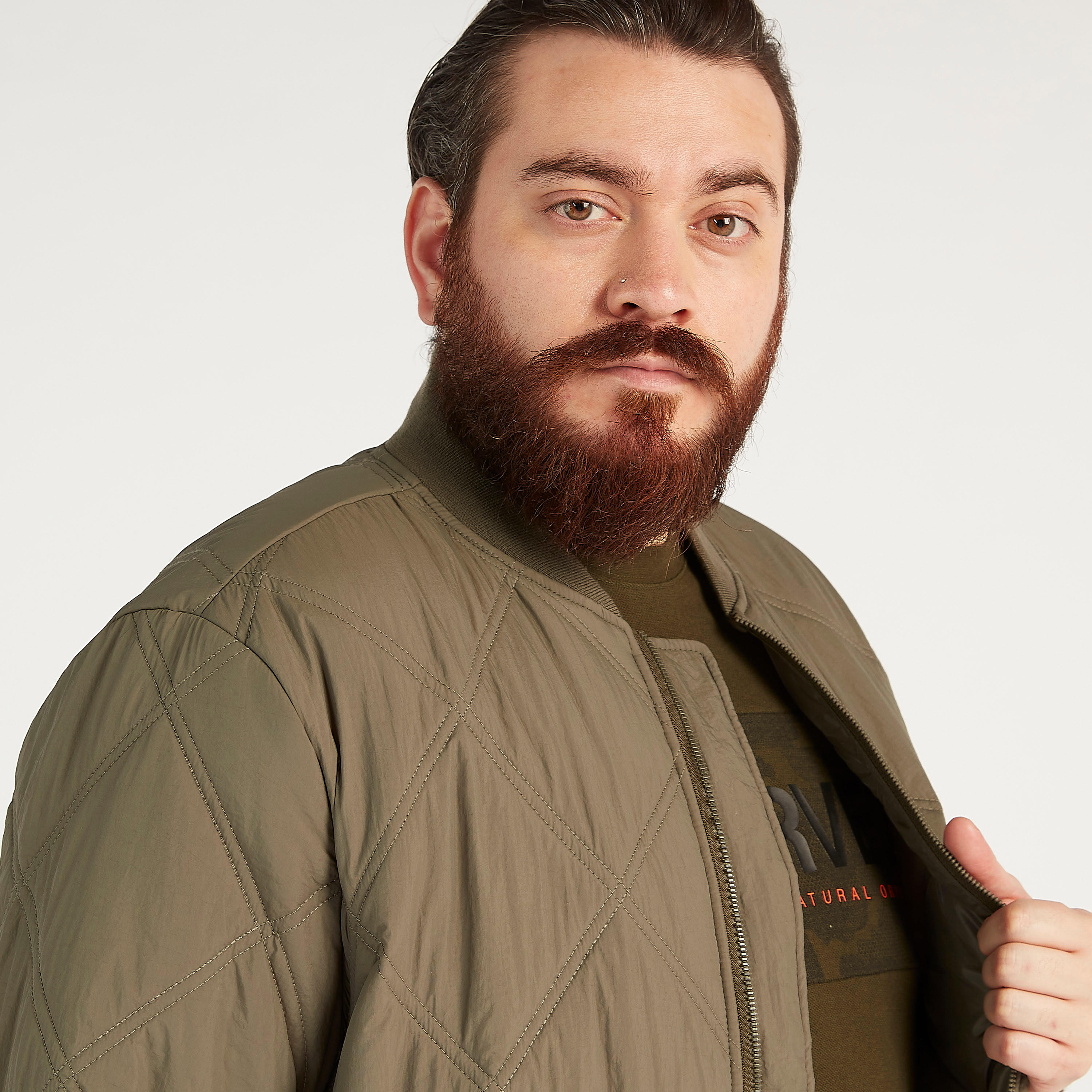 جاكيت بومبر مستدام مبطّن بأكمام طويلة وجيوب-men-clothing-jacketsandblazers-jackets-image-4