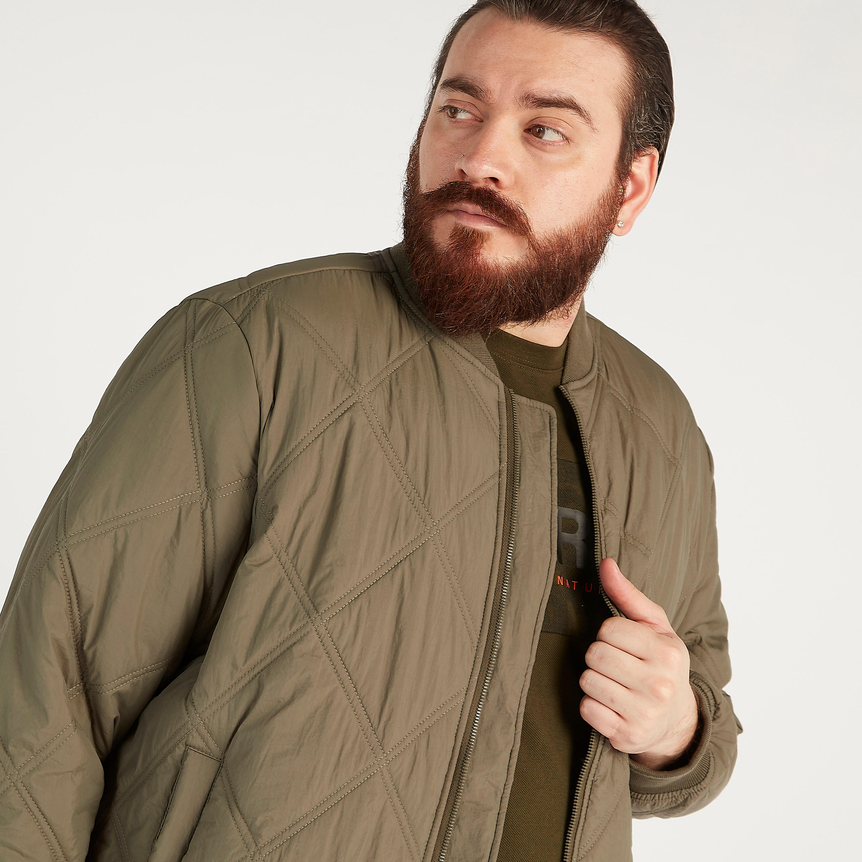 جاكيت بومبر مستدام مبطّن بأكمام طويلة وجيوب-men-clothing-jacketsandblazers-jackets-image-2