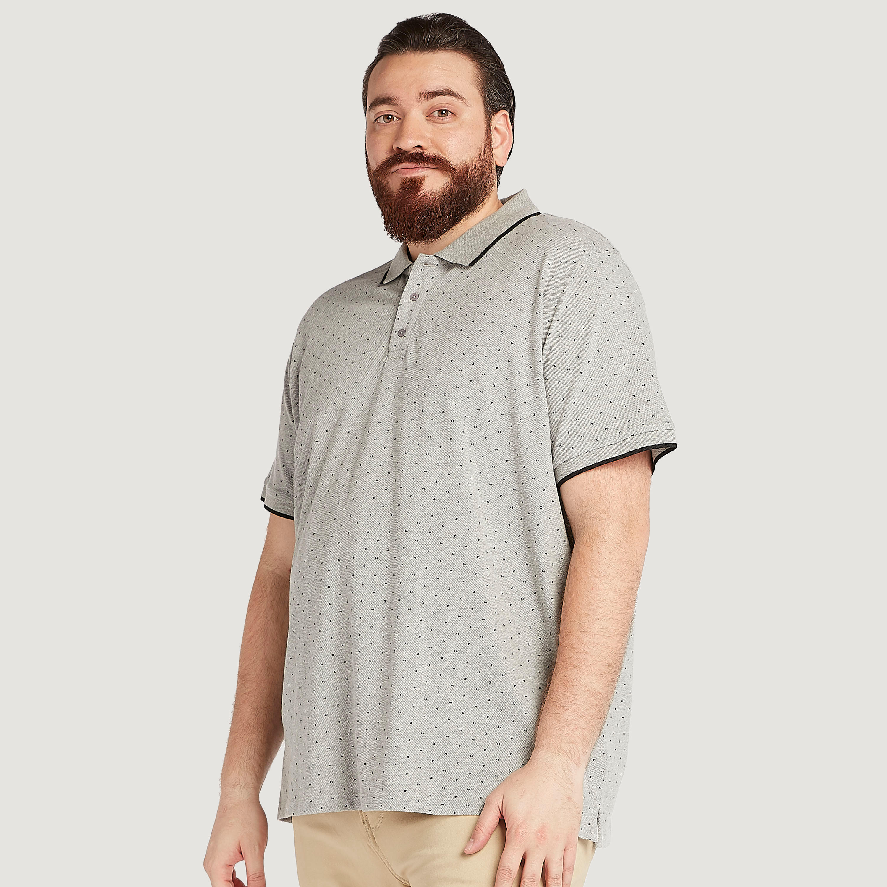 تيشيرت بولو مستدام بأكمام قصيرة وتفاصيل خيوط بارزة وطبعات-men-clothing-tshirtsandpolos-polos-image-1
