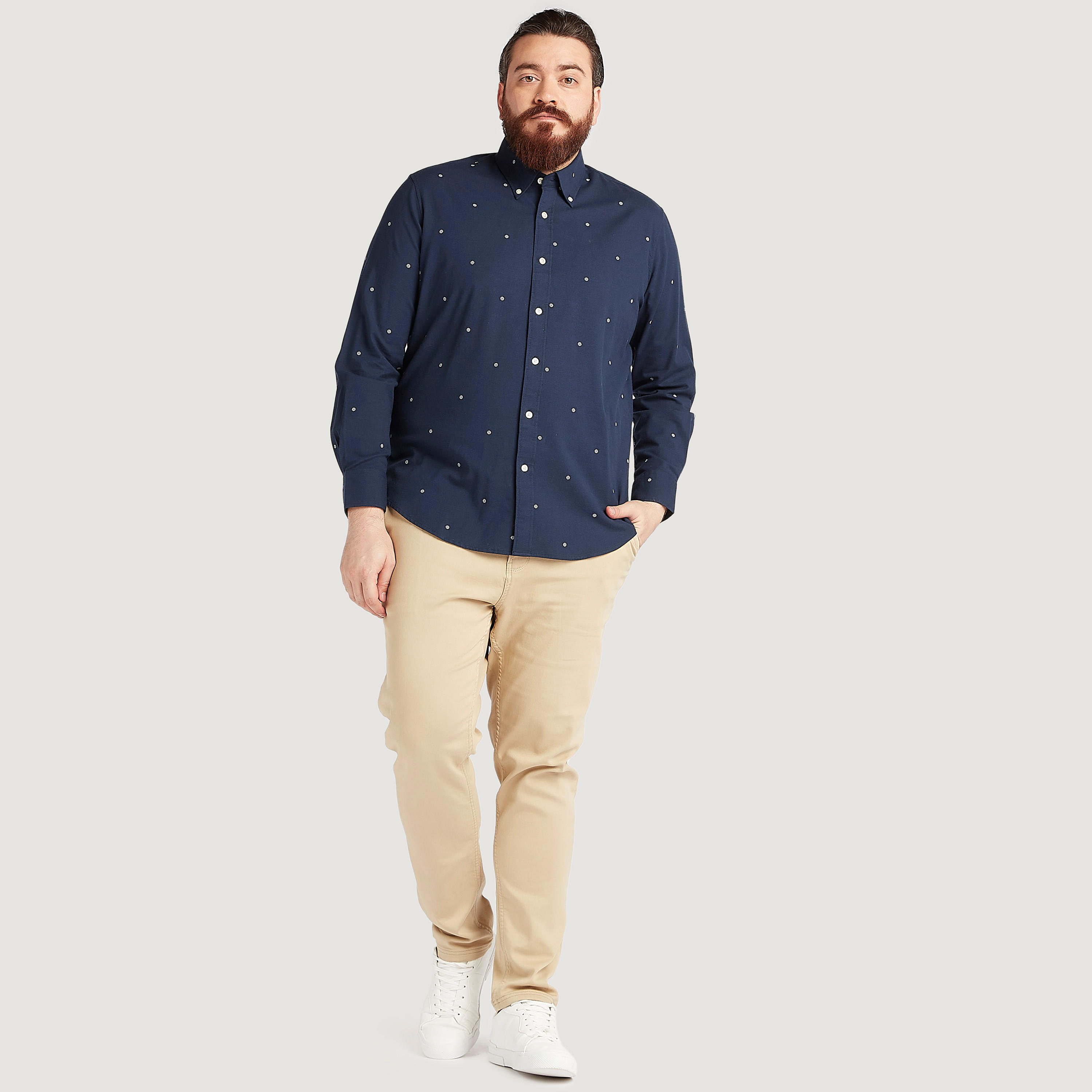 قميص بأكمام طويلة وزو سفلي وطبعات-men-clothing-shirts-image-4