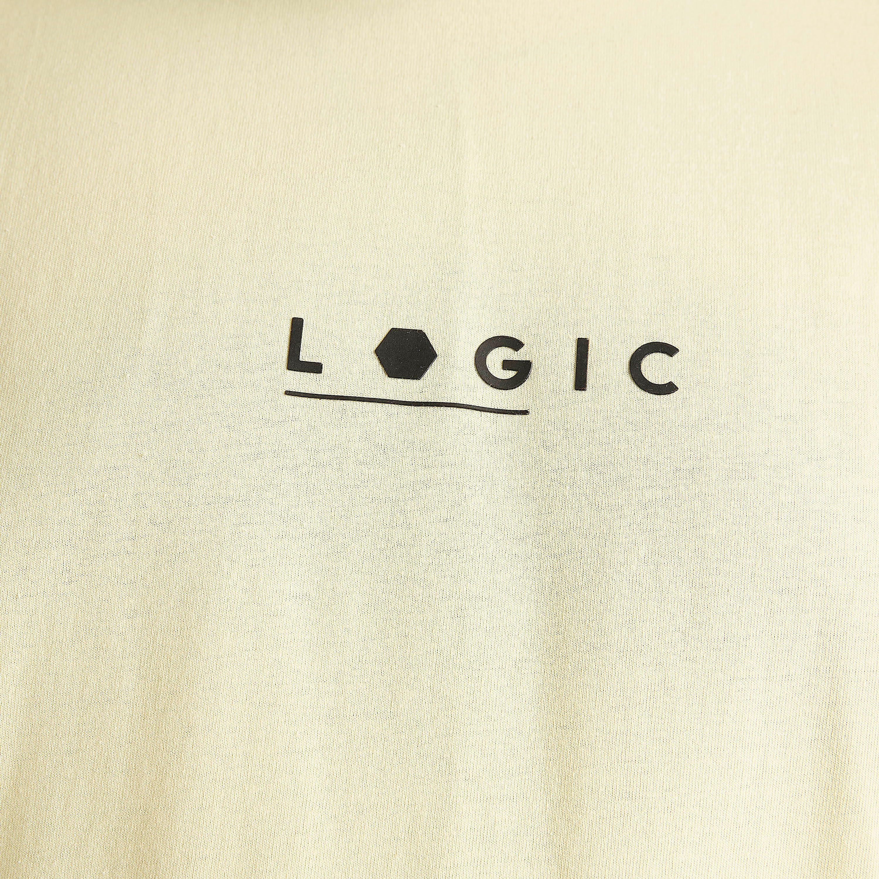 تيشيرت بياقة ضيقة وأكمام قصيرة وطبعات-men-clothing-tshirtsandpolos-tshirts-image-1