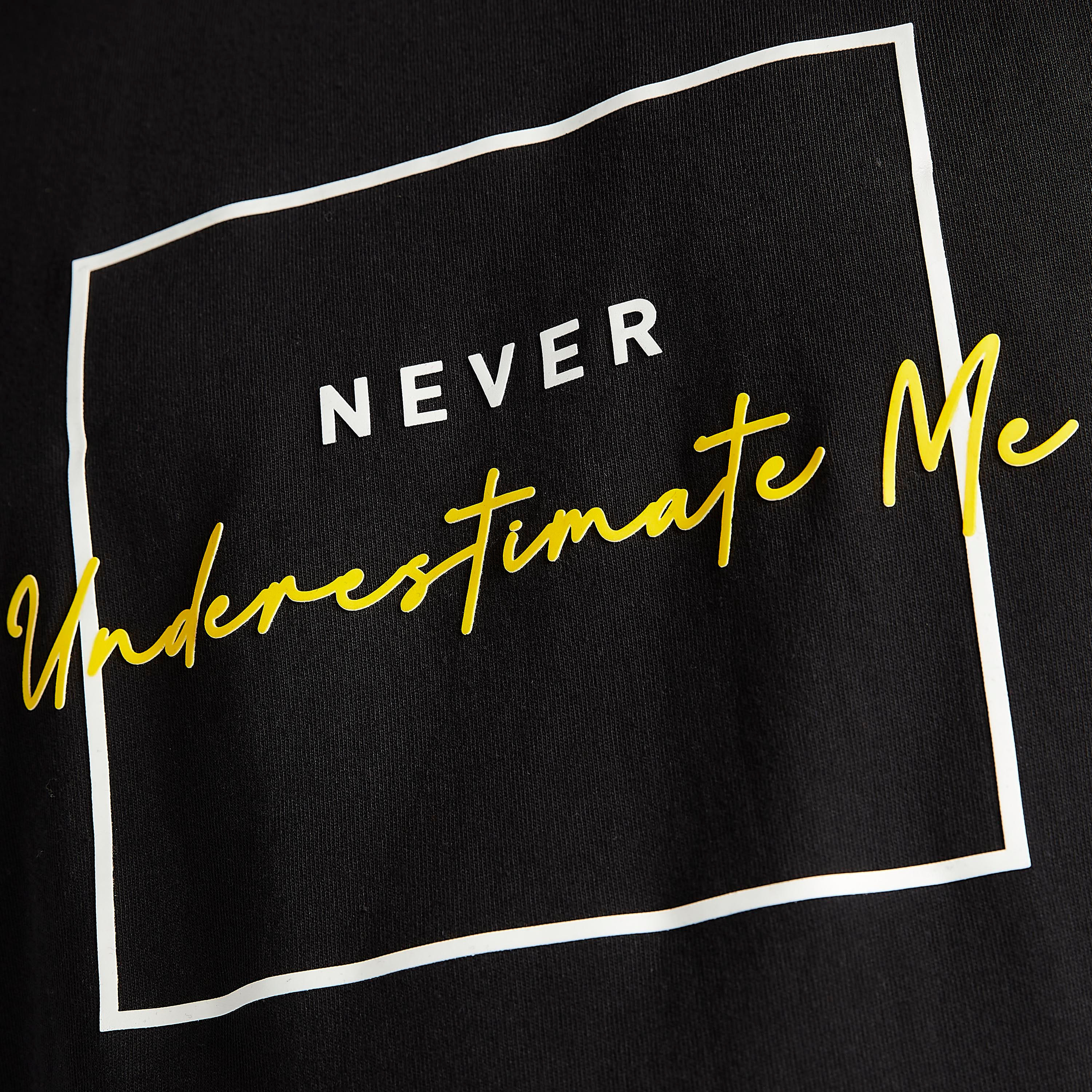 تيشيرت بياقة ضيقة وأكمام قصيرة وطبعات-men-clothing-tshirtsandpolos-tshirts-image-3