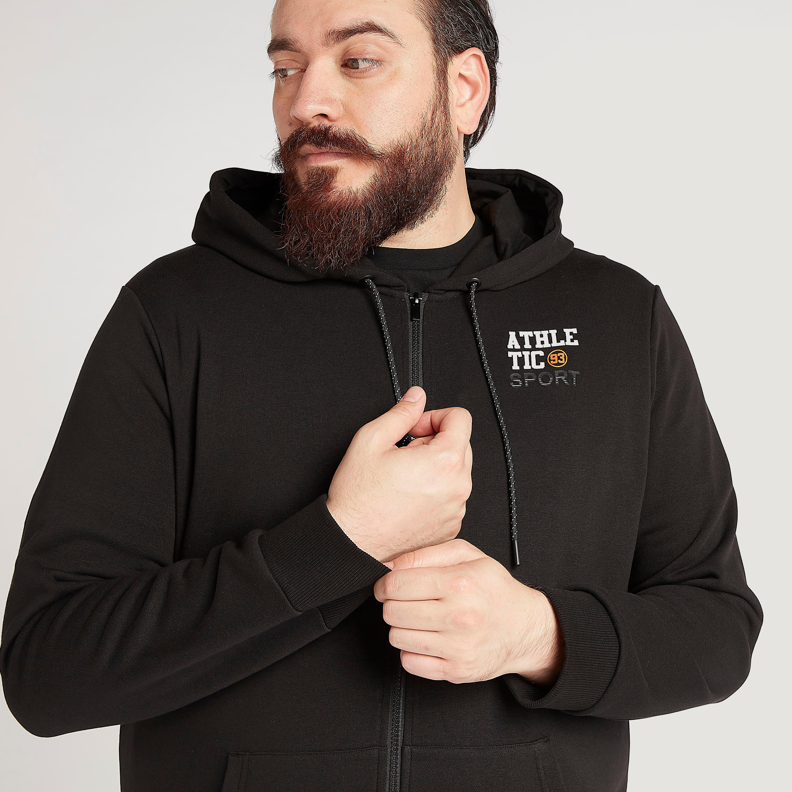 هودي بأكمام طويلة وسحّاب إغلاق وطبعات-men-winterwear-hoodiesandsweatshirts-image-3